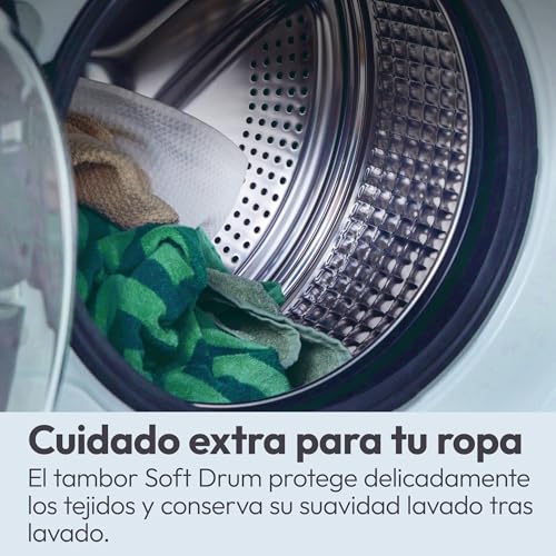 Detalle de Candy ProWash&Dry 300 GWD 485S6-S: lavasecadora slim 8/5 kg, vapor y panel Smart Touch