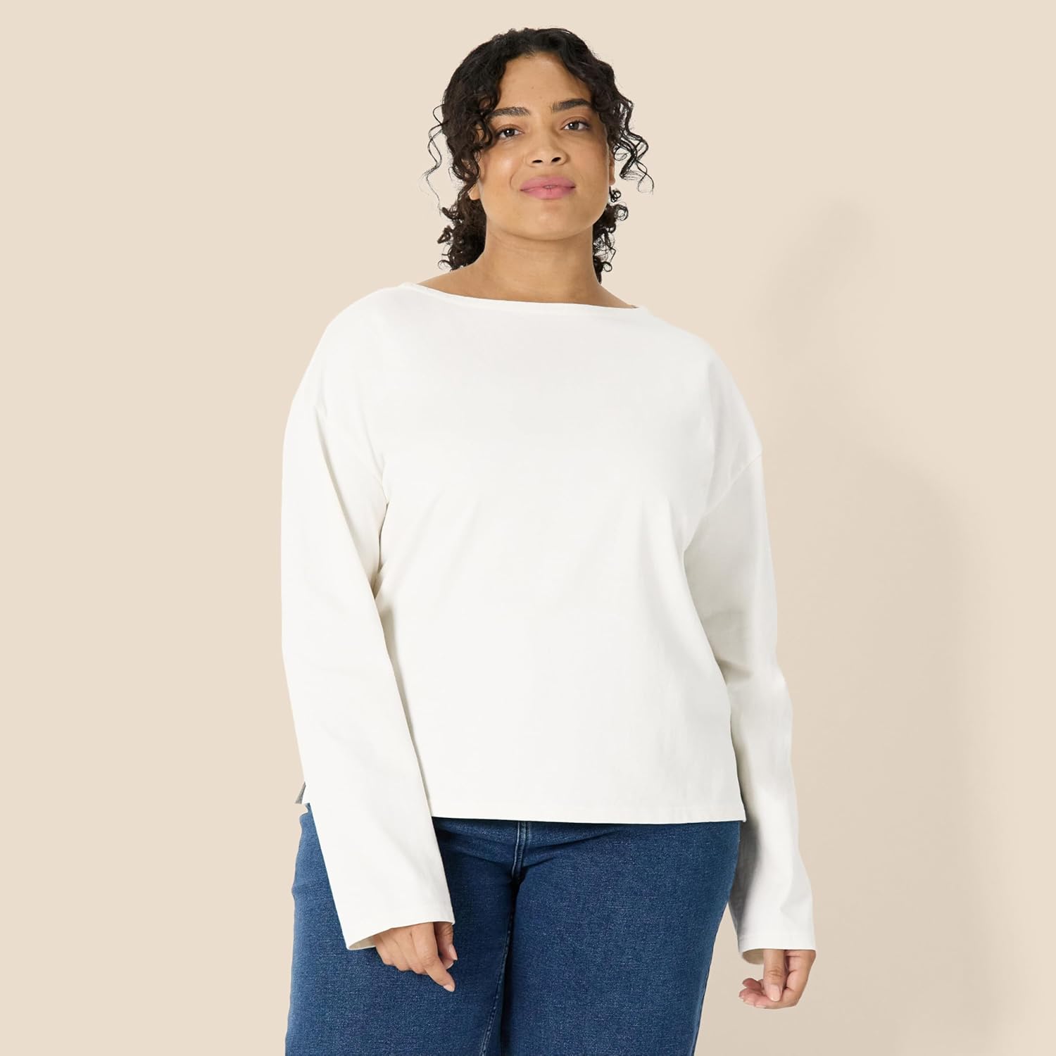Thumbnail 4 de Amazon Essentials Damen U-Boot-Ausschnitt Langarmshirt aus schwerer Baumwolle – Herbst & Winter