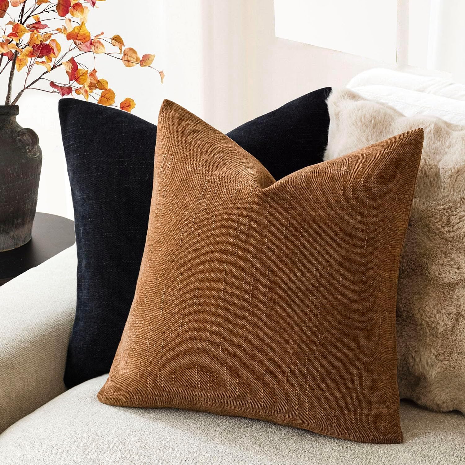 Detalle de Foindtower 2-Pack Soft Textured Throw Pillow Covers 18x18 in - Bronze