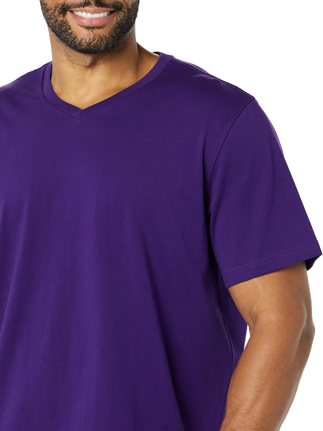 Thumbnail 5 de Amazon Essentials Herren Kurzärmelige T-Shirts mit V-Ausschnitt – Casual-Basic für den Alltag