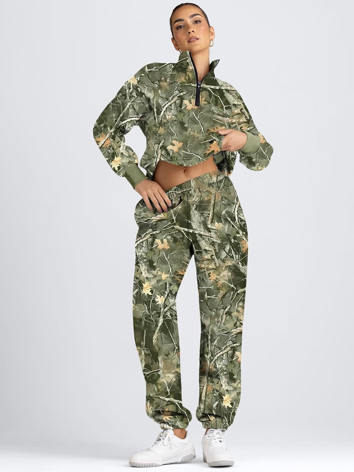 Detalle de AUTOMET Women's Sweatsuit, Cotton-Polyester Blend
