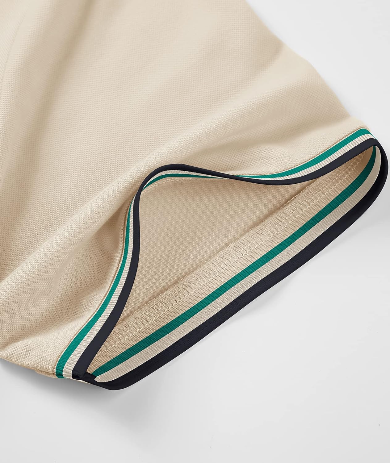 Detalle de SwissWell Polo da Uomo Manica Corta: polo estiva per golf e sport, leggera e traspirante