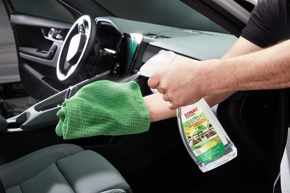 Detalle 2 de SONAX CleanStar Innenreiniger 750 ml
