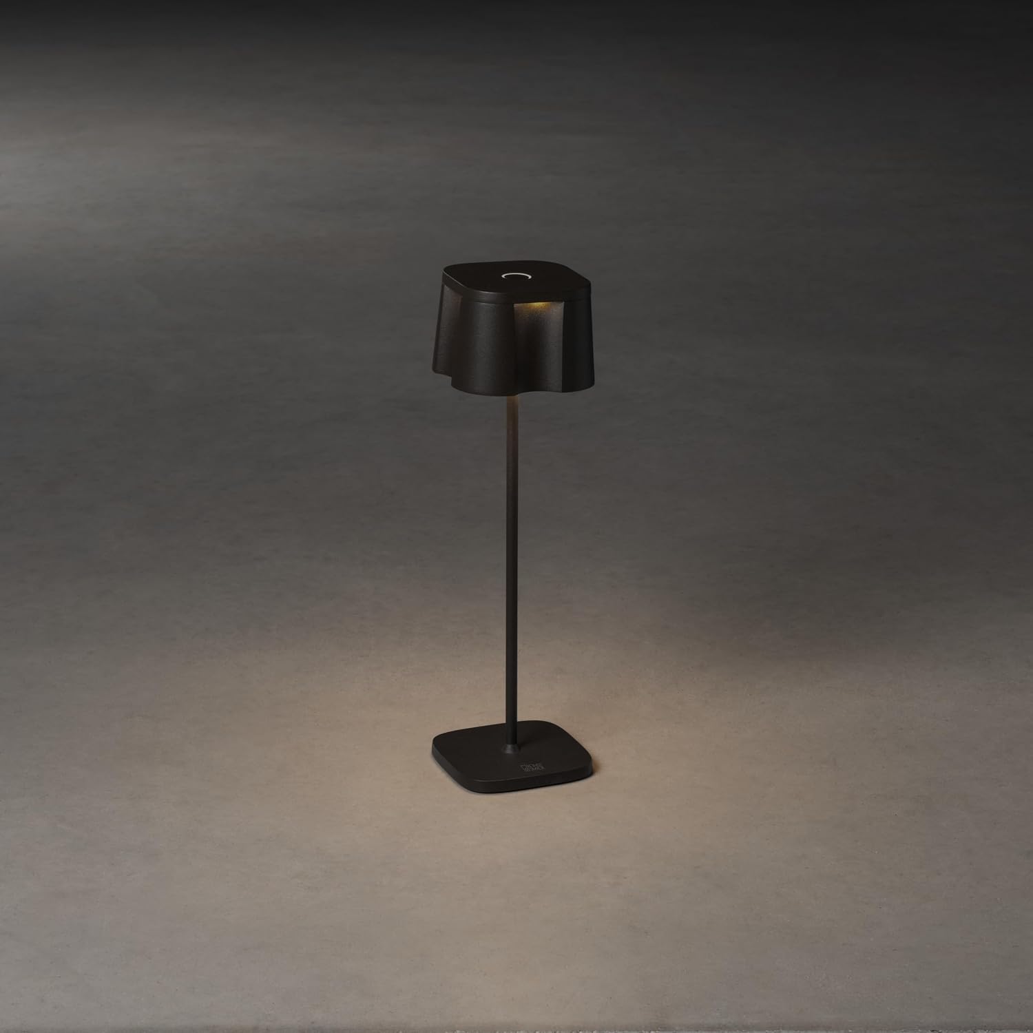 Thumbnail 6 de Konstsmide Nice 7818-750 – lampa stołowa LED z aluminium, IP54 i USB-C