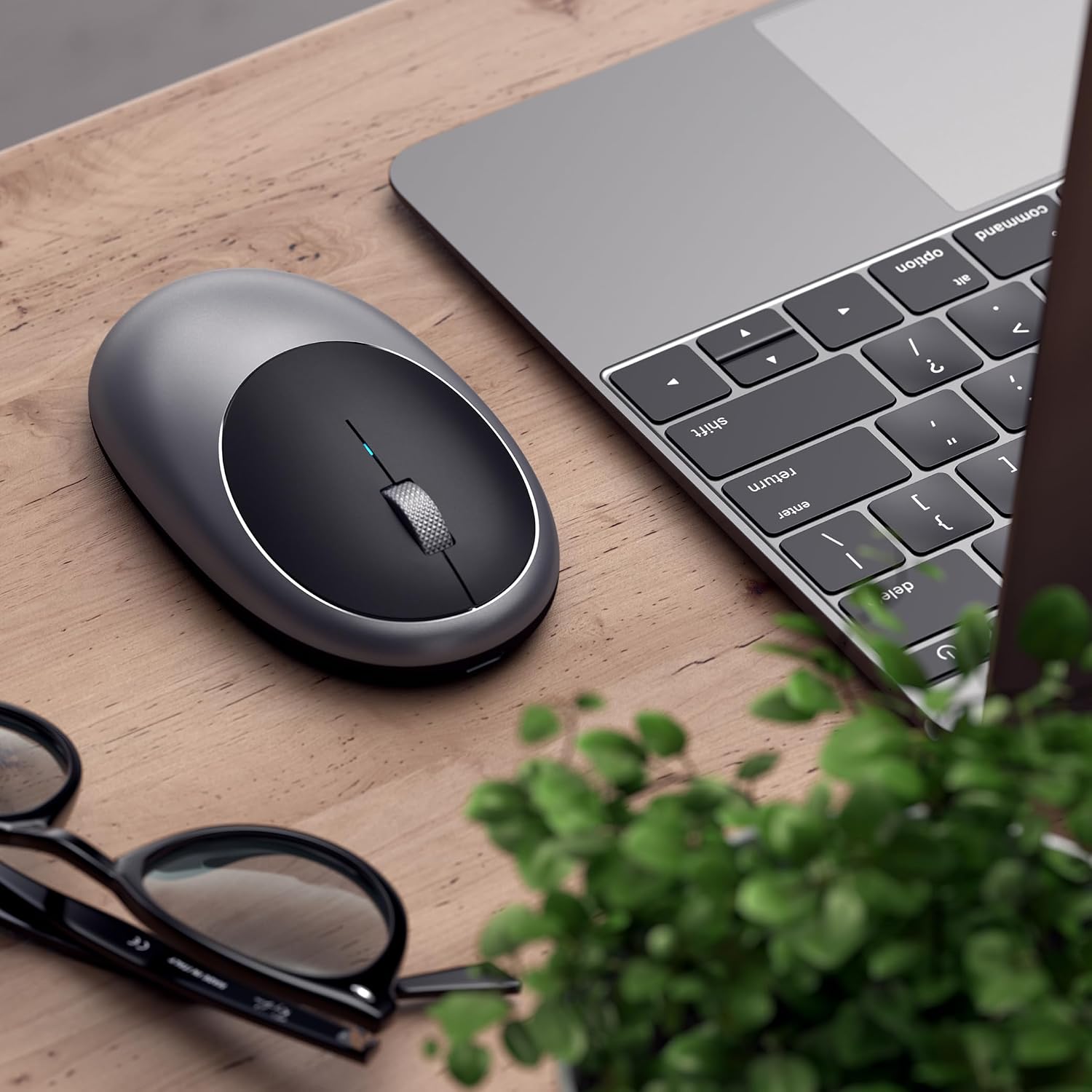 Thumbnail 6 de Satechi Mouse Wireless M1 in Alluminio – Bluetooth ricaricabile USB-C, 1200 DPI, compatibile con MacBook Pro/Air, iPad e PC