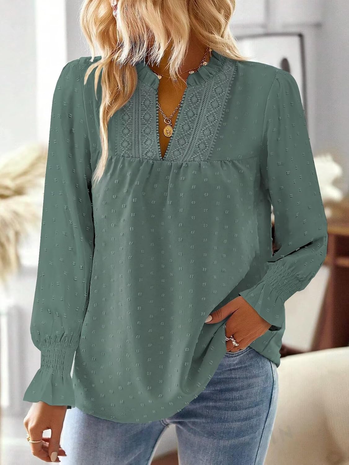 Thumbnail 1 de TUUHAW Damen Langarmshirt mit V-Ausschnitt und Häkelspitze im Boho-Stil