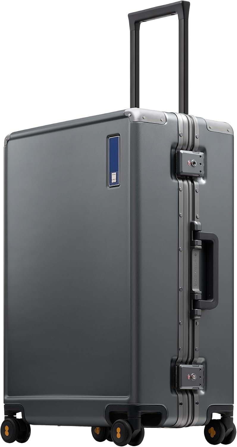 Detalle de LEVEL8 24-inch Zipperless Carry-On Suitcase with Aluminium Frame