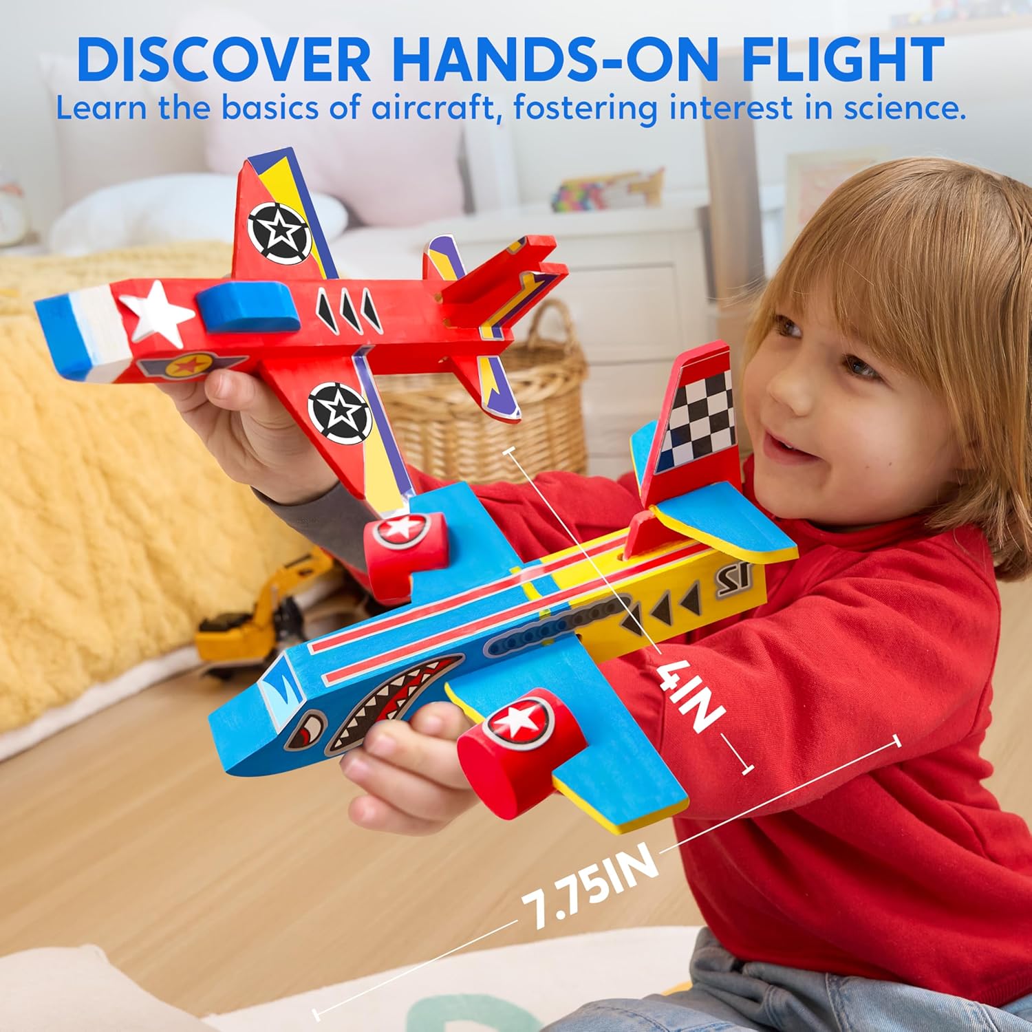 Detalle de Klever Kits 4PC Airplane Painting Kit: Create Your Own Wooden Aircrafts for Kids (Ages 6–12)
