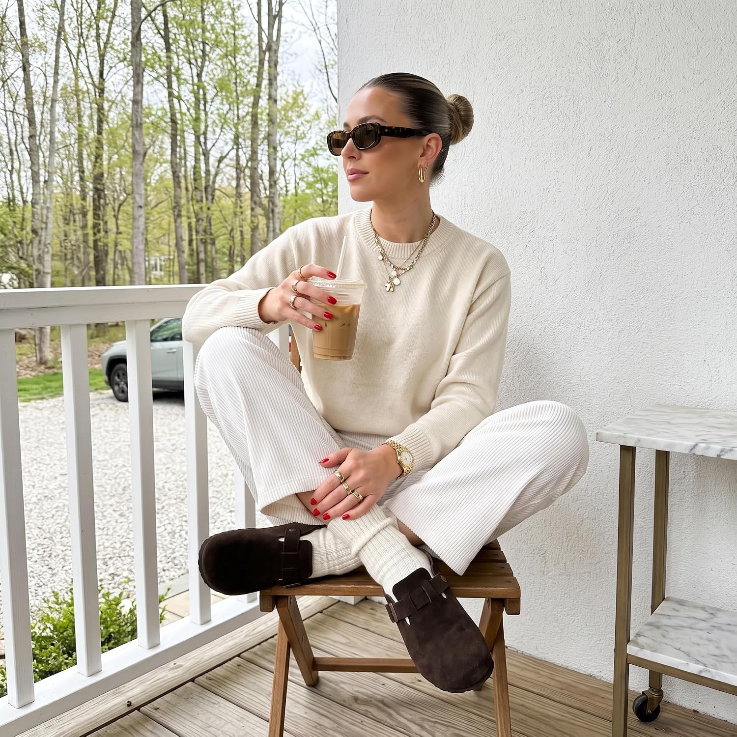 Thumbnail 1 de CUSHIONAIRE Hana suede leather clog — women’s slip-on shoes