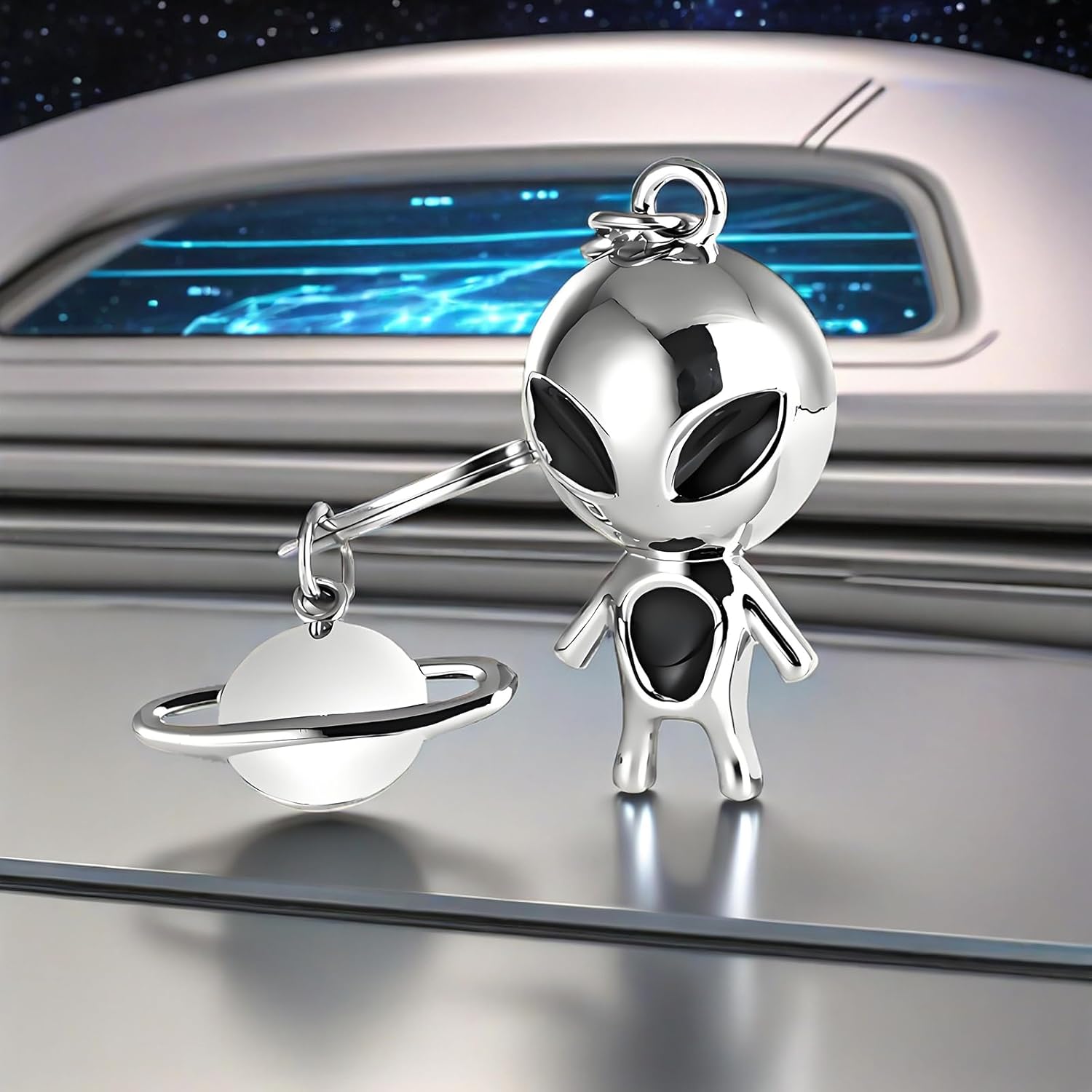 Detalle de MUAMAX Aliens Space Keychain – Zinc Alloy Alien Keyring for Keys, Bags and Backpacks