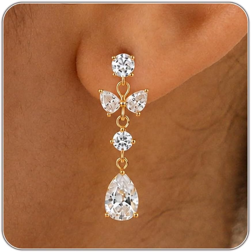 Detalle de Cubic Zirconia Dangle Earrings, 14K Gold Plated