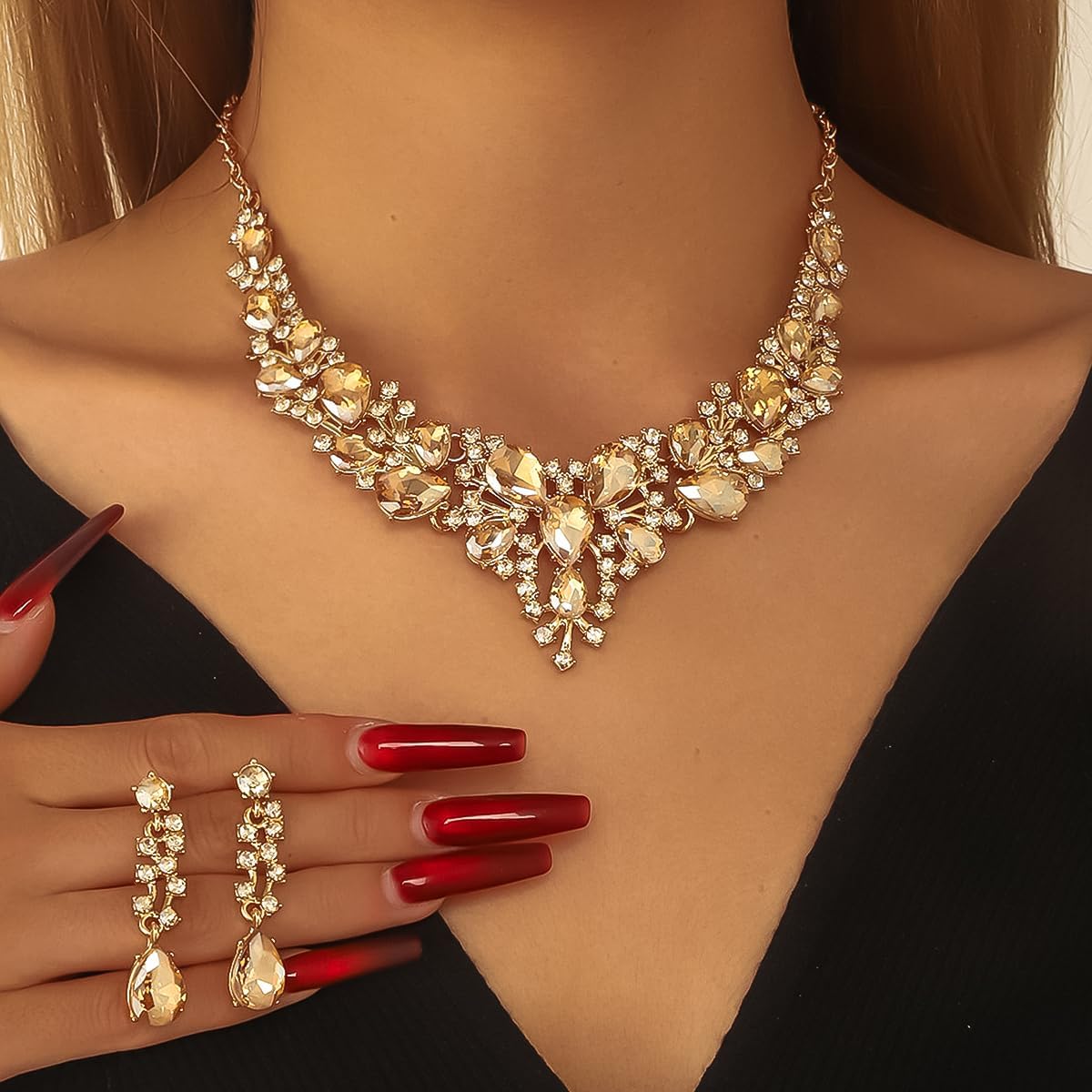 Detalle 2 de ALMLWIAJ Statement Halskette & Ohrringe Set – Kristall Tränen Clusterschmuck für Hochzeiten