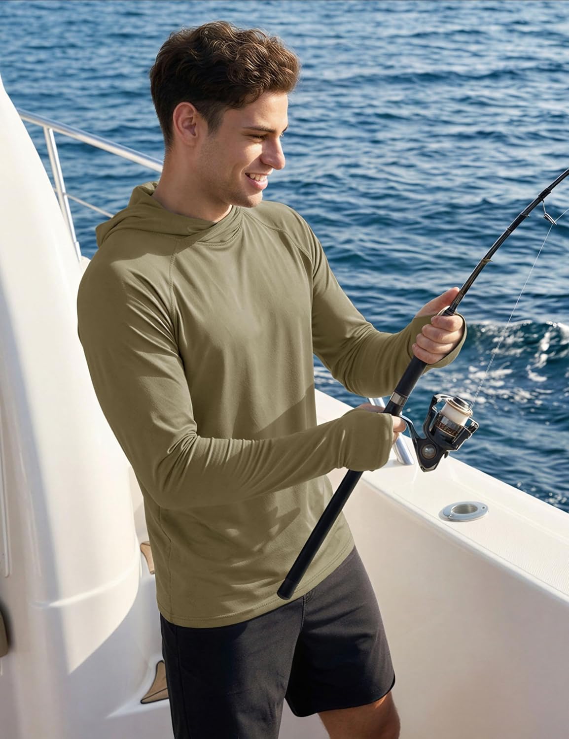 Detalle 2 de MAGCOMSEN Men's Sun Protection UPF 50+ Running Top with Hood, Lightweight Quick-Dry Long Sleeve