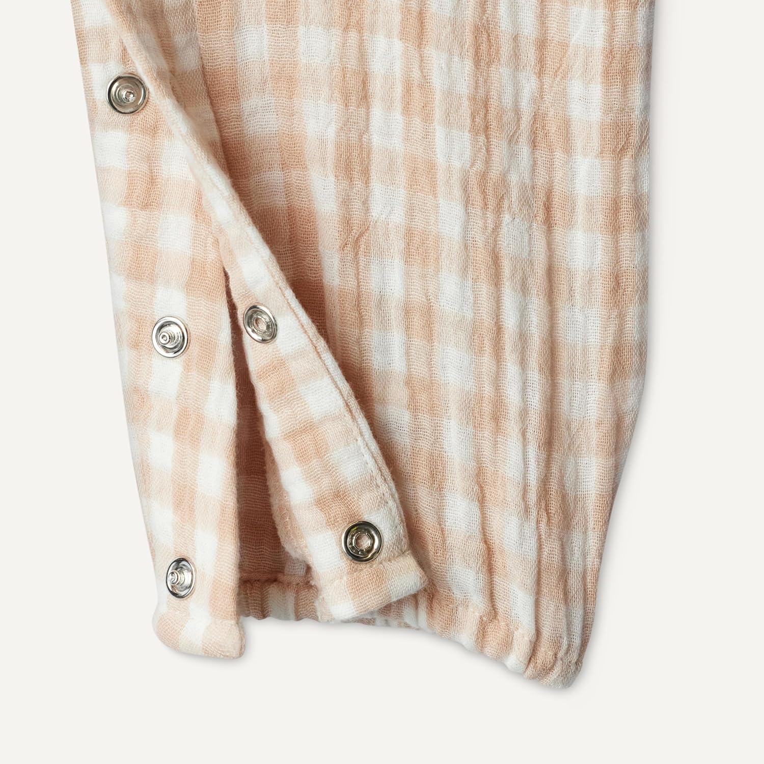 Detalle de Amazon Essentials x Sofia Grainge Langärmeliger Baby-Strampler aus Baumwollgaze – Unisex