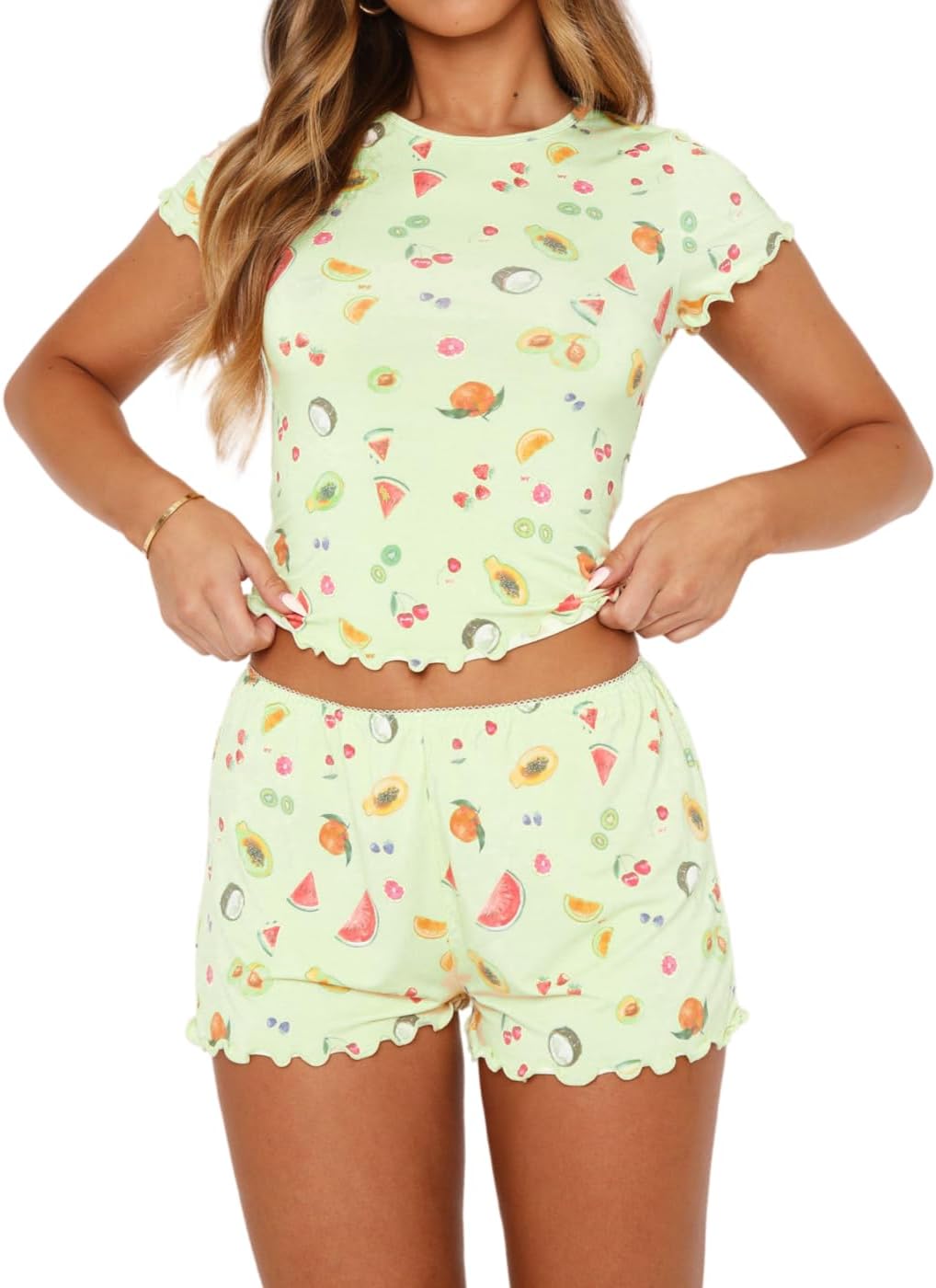 Detalle de BONITEE women’s casual 2-piece pyjamas set (short sleeve top & shorts) for summer lounging