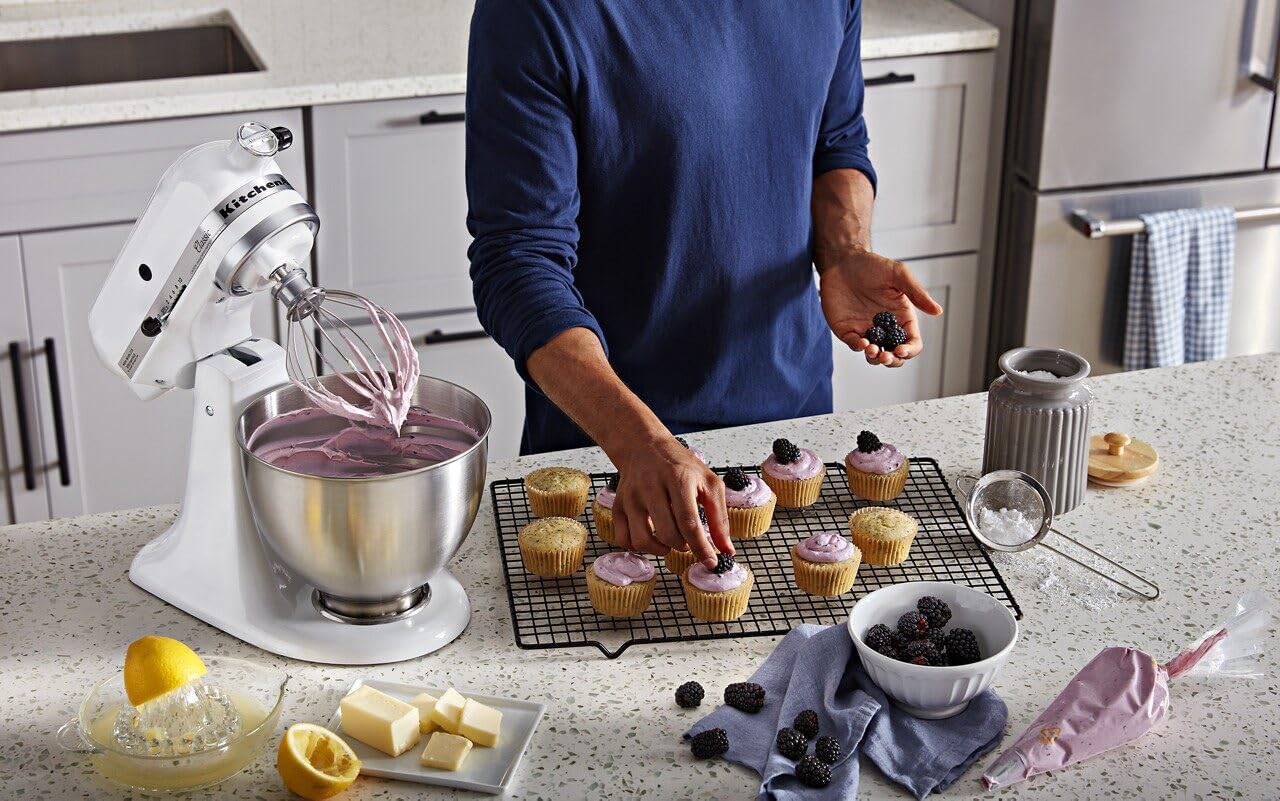 Thumbnail 3 de KitchenAid Tilt-Head Stand Mixer 4.5 Quart