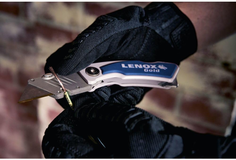 Detalle 2 de Lenox 10771 ユーティリティーナイフ ゴールドカラー・折りたたみ式・金属ハンドル
