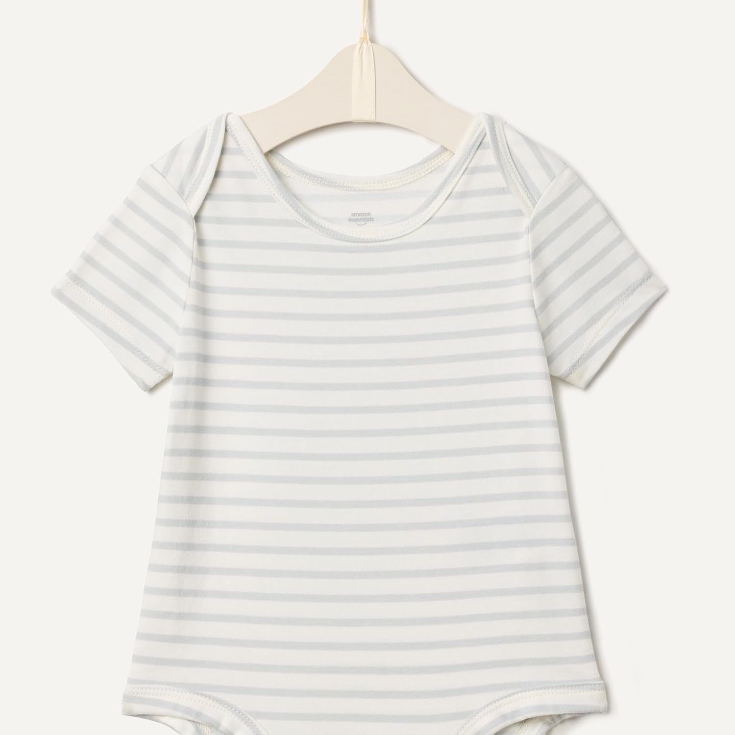 Thumbnail 3 de Amazon Essentials x Sofia Grainge Unisex Babies' Short-Sleeved Crewneck Bodysuit, Pack of 3