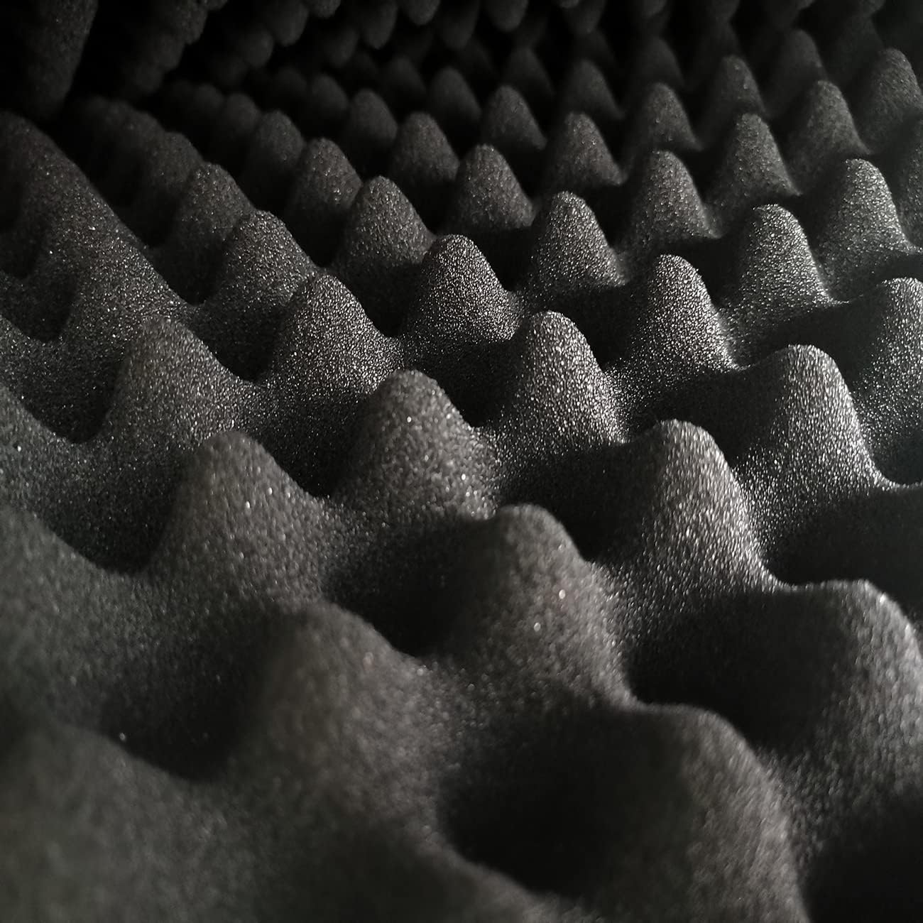 Detalle de Yaolabjer Black Acoustic Foam Panels, 48 x 24 x 2 in Egg-Crate Polyurethane