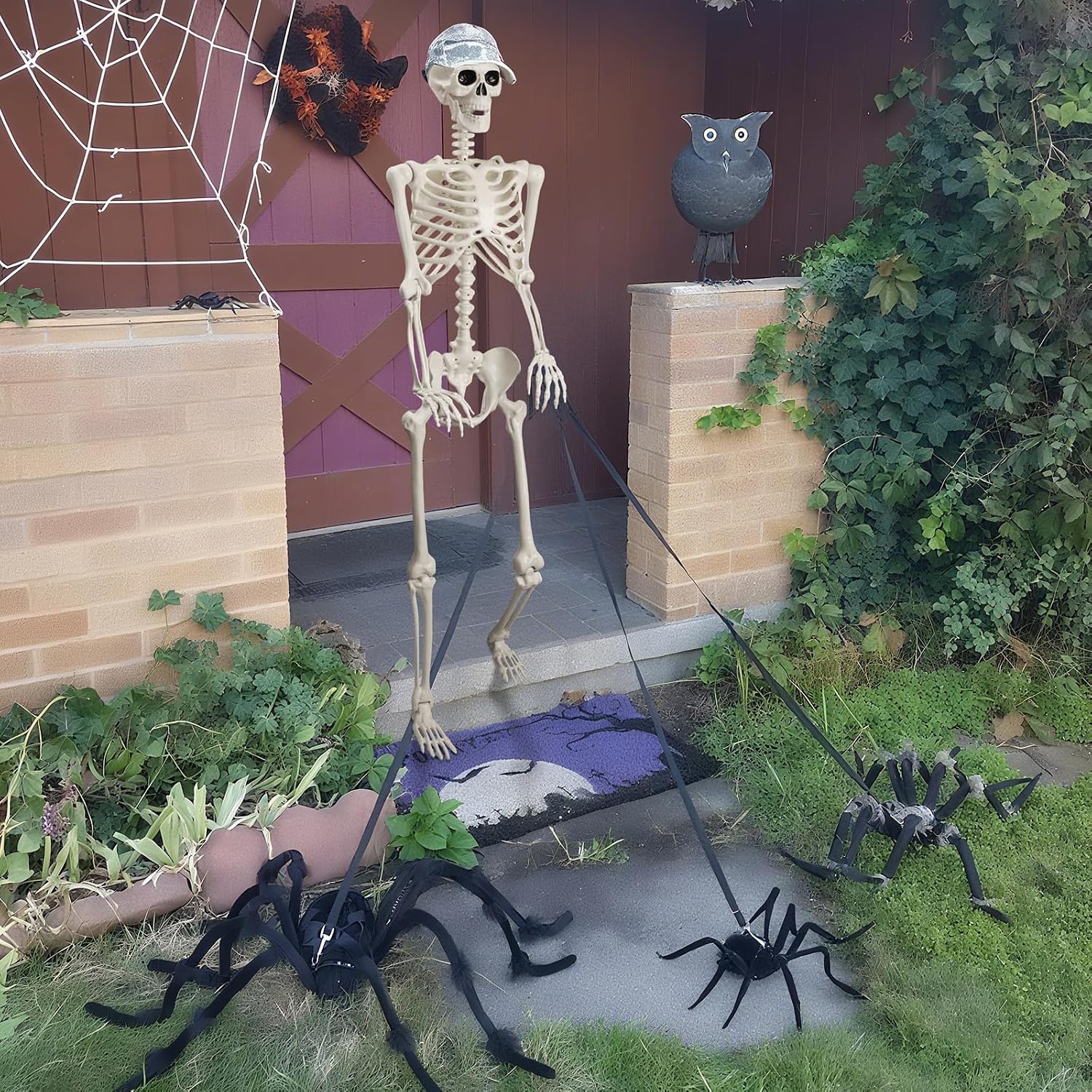 Detalle 1 de Crogift SK1656 5.4 ft Poseable Life-Size Plastic Skeleton