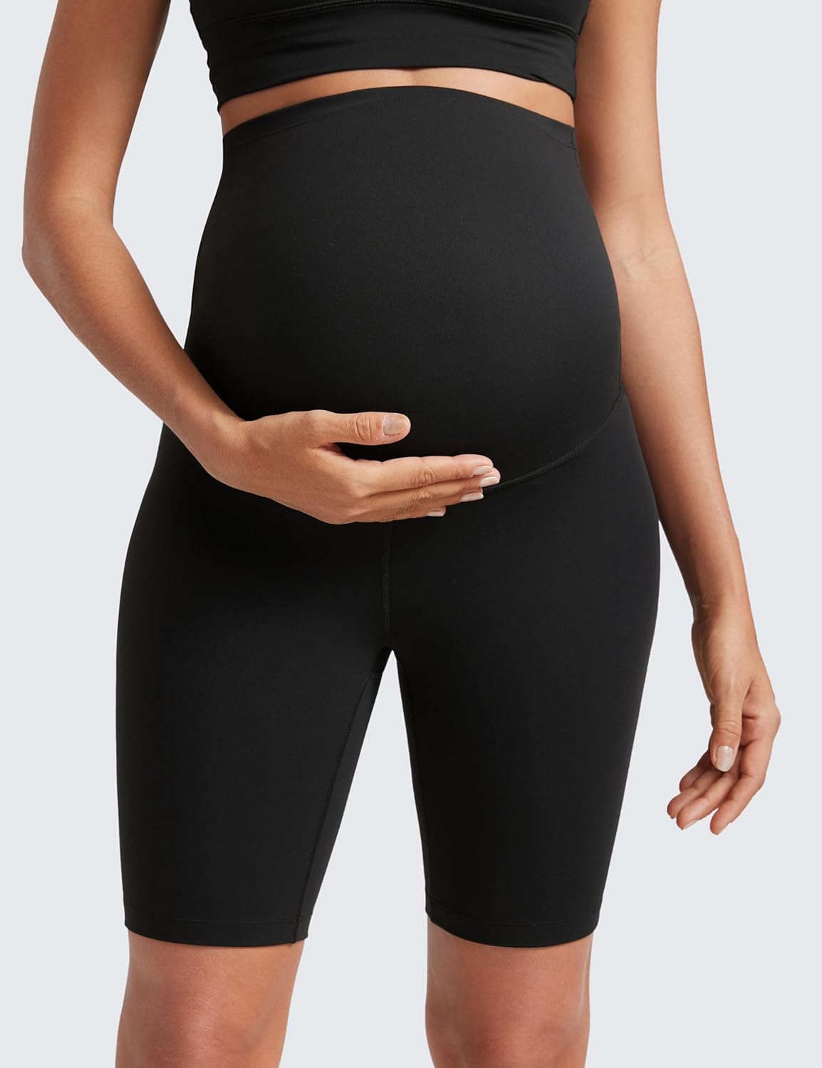 Detalle de CRZ YOGA Women's Butterluxe Maternity Shorts Over The Belly – 4"/6"/8" Over Bump Yoga Shorts