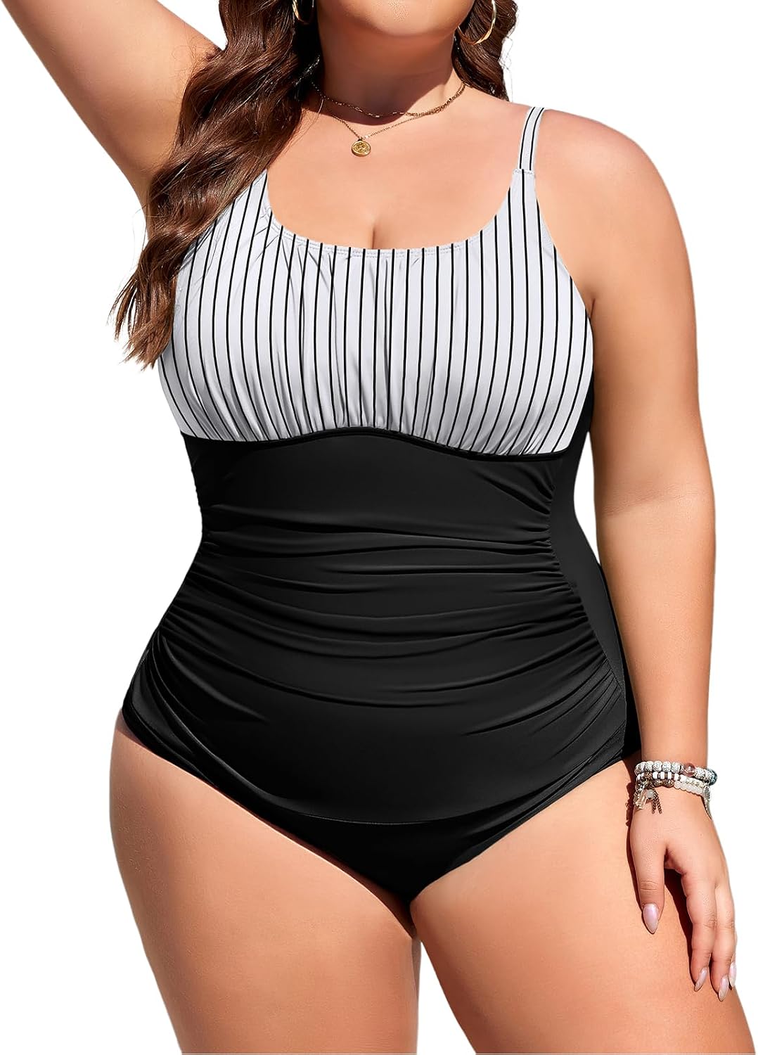 Detalle de heekpek Women's Plus Size One-Piece Swimsuit with Ruched Front and U Neck