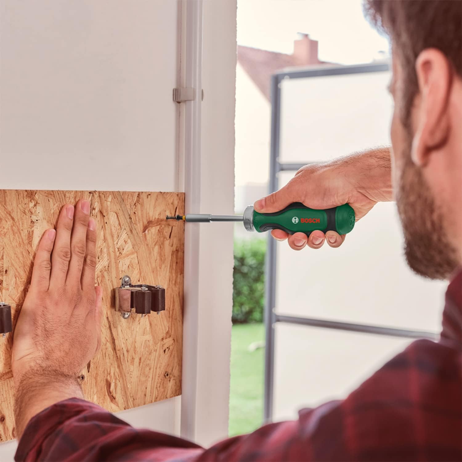 Thumbnail 4 de Bosch Home and Garden ratchet screwdriver with 12 bits (pop-up bit magazine, magnetic holder)