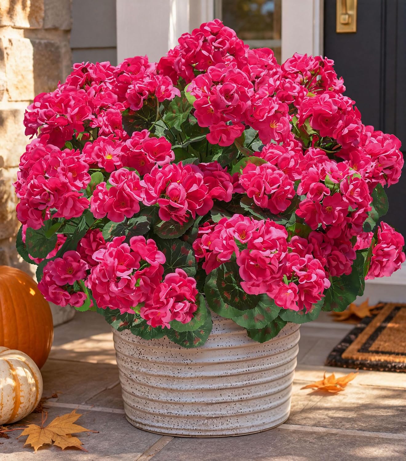 Detalle de HyeFlora Artificial Geranium Fake Flowers for Outdoors Decoration (6 Bundles) — UV Resistant Silk, Hot Pink