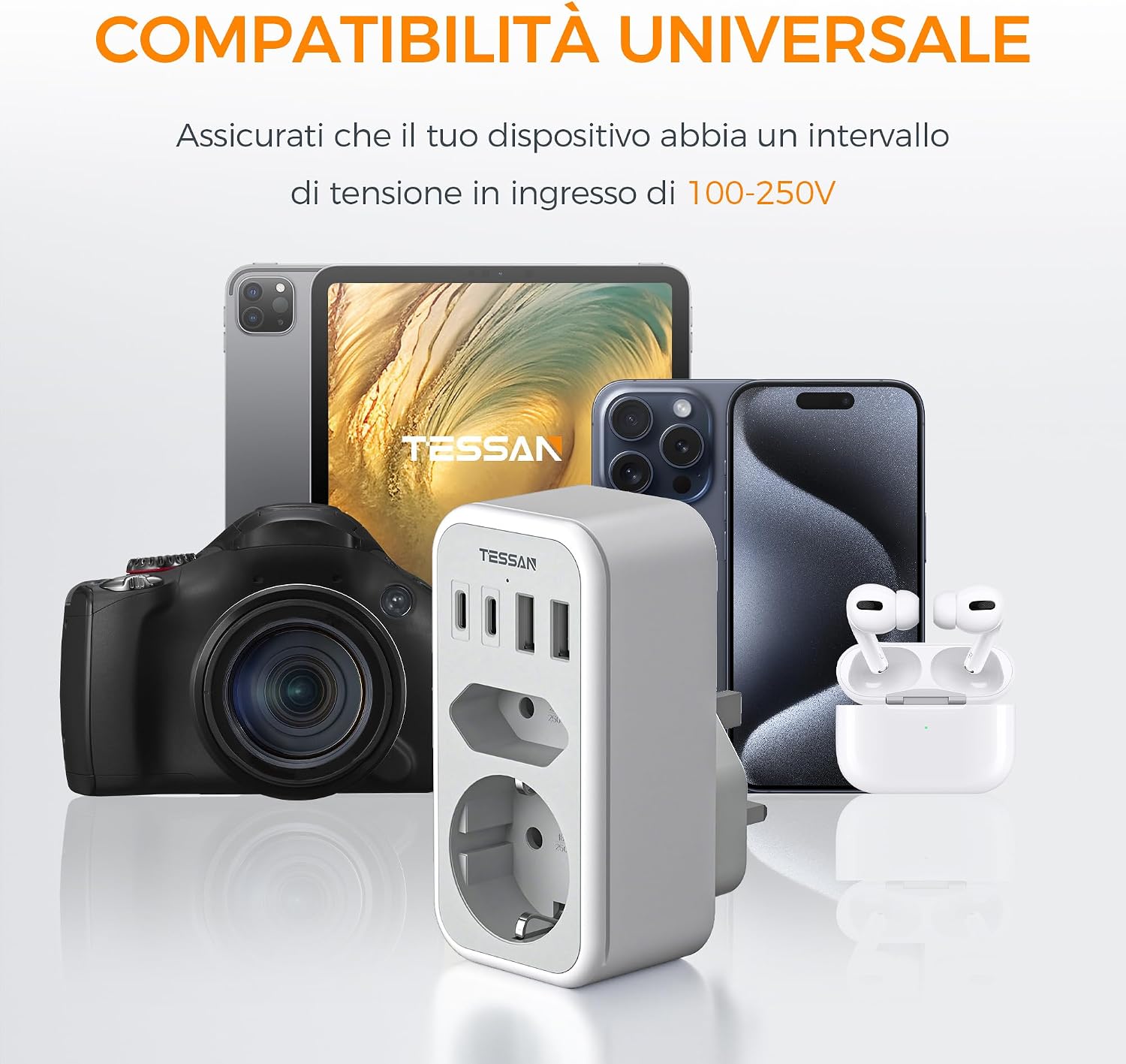 Detalle de TESSAN Adattatore Presa Inglese a Spina Italiana 6 in 1 con 2 USB-C e 2 USB-A: la soluzione compatta per viaggiatori