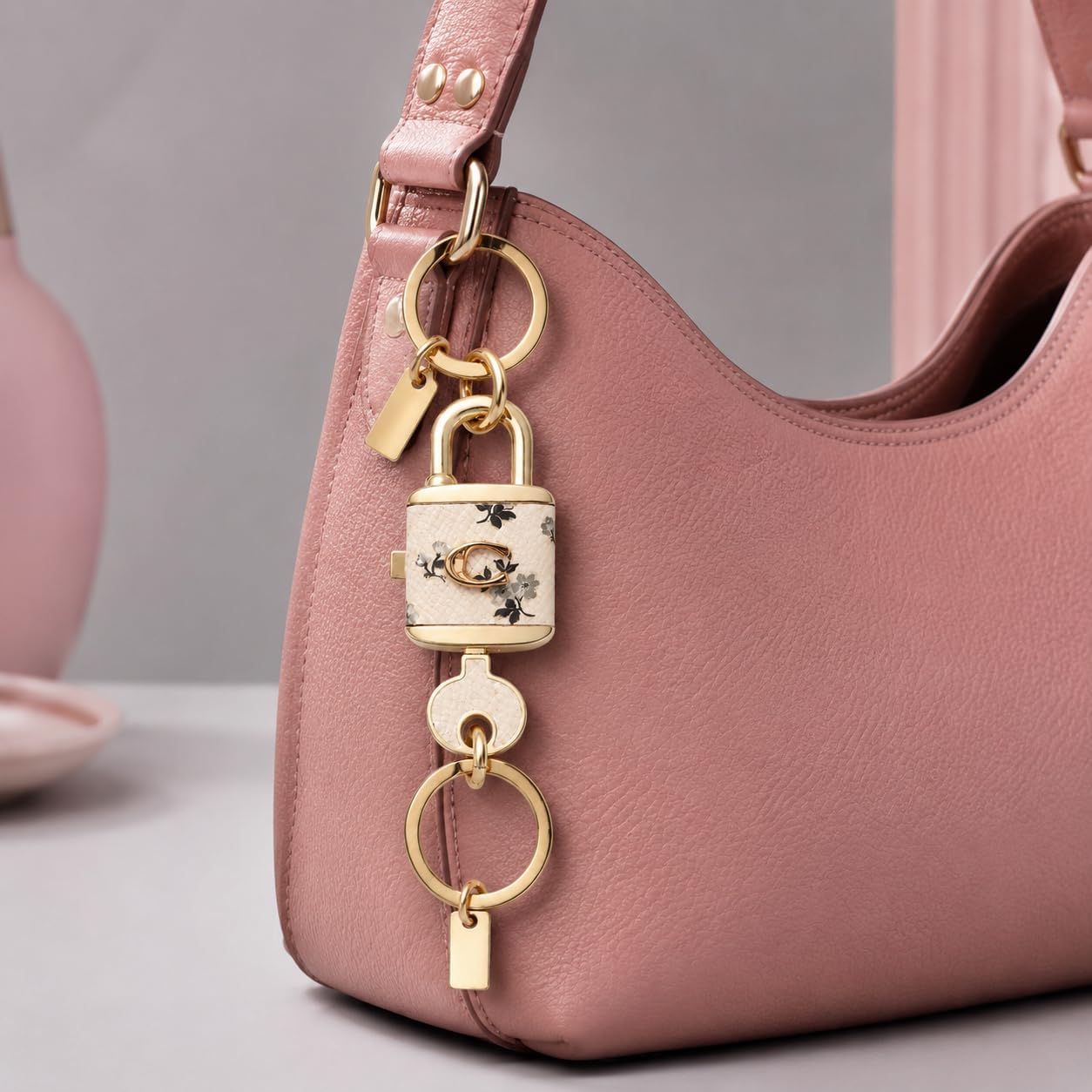 Detalle de SOPKTA Purse Chain Bag Charm for Handbags, Totes, Backpacks and More