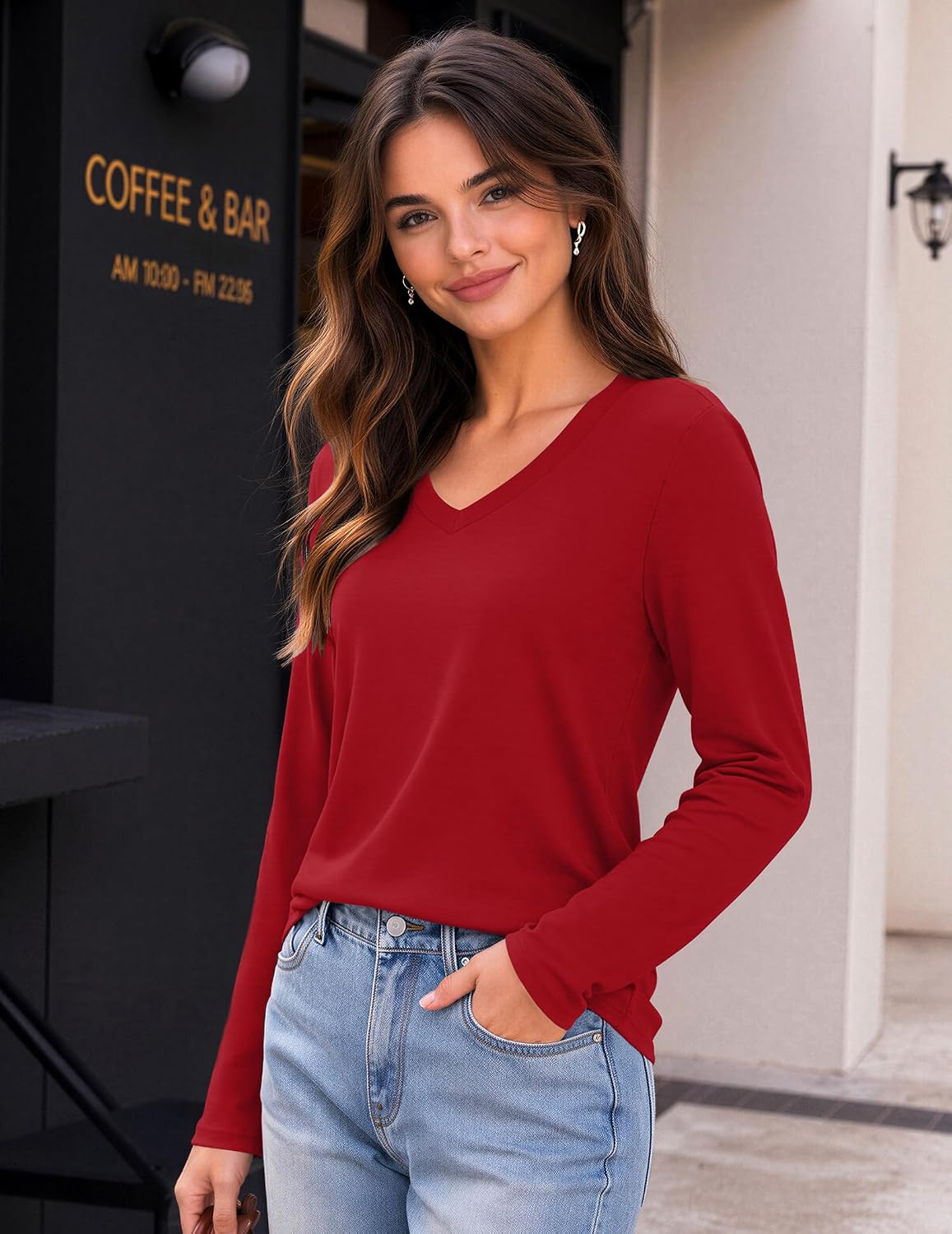 Detalle de Zeagoo Women's Long-Sleeve V-Neck Top, Breathable Fabric, Solid or Printed