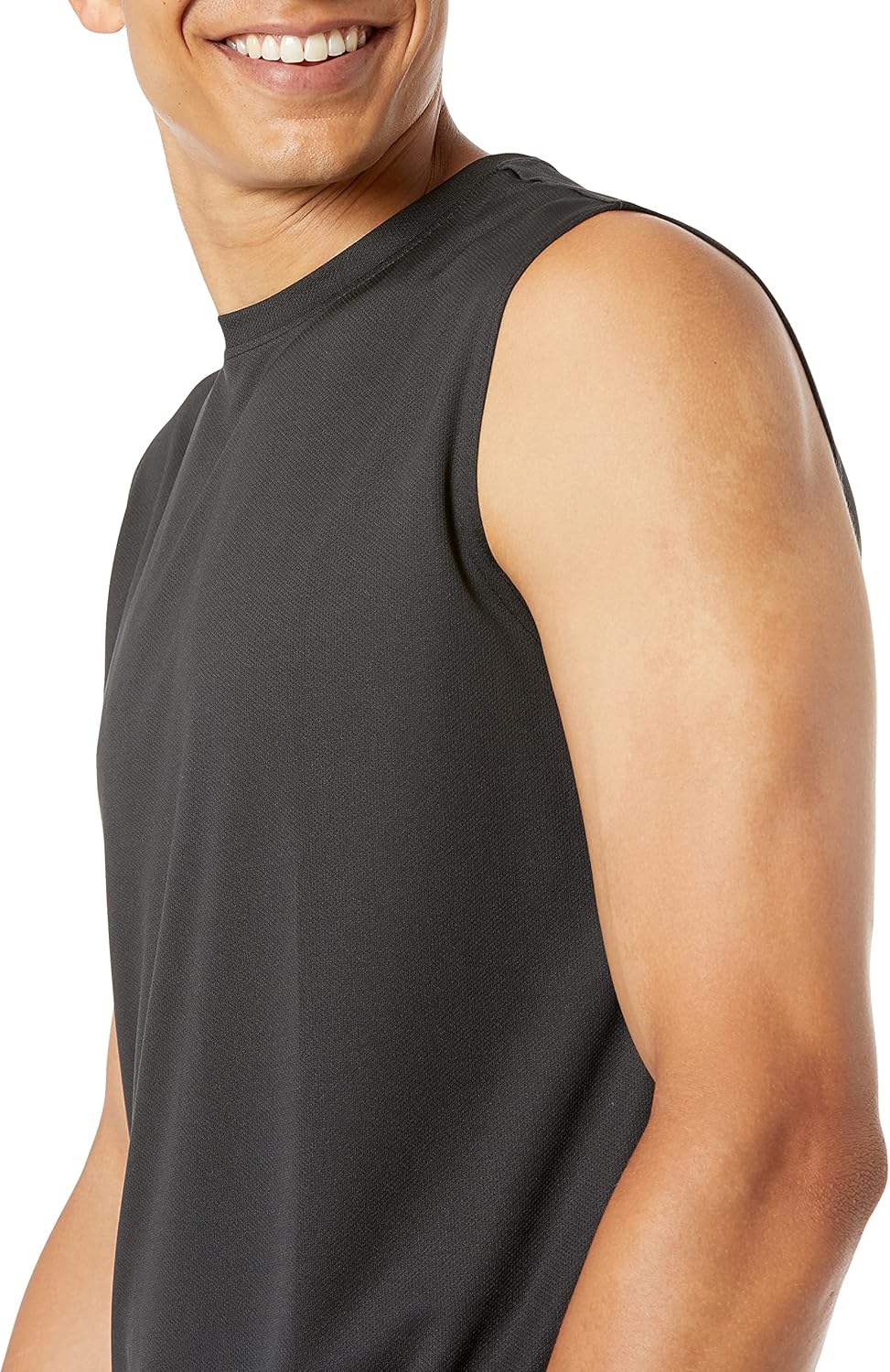 Thumbnail 3 de Amazon Essentials Men’s Active Performance Tech Muscle Vest (Relaxed Fit, Quick-Dry)