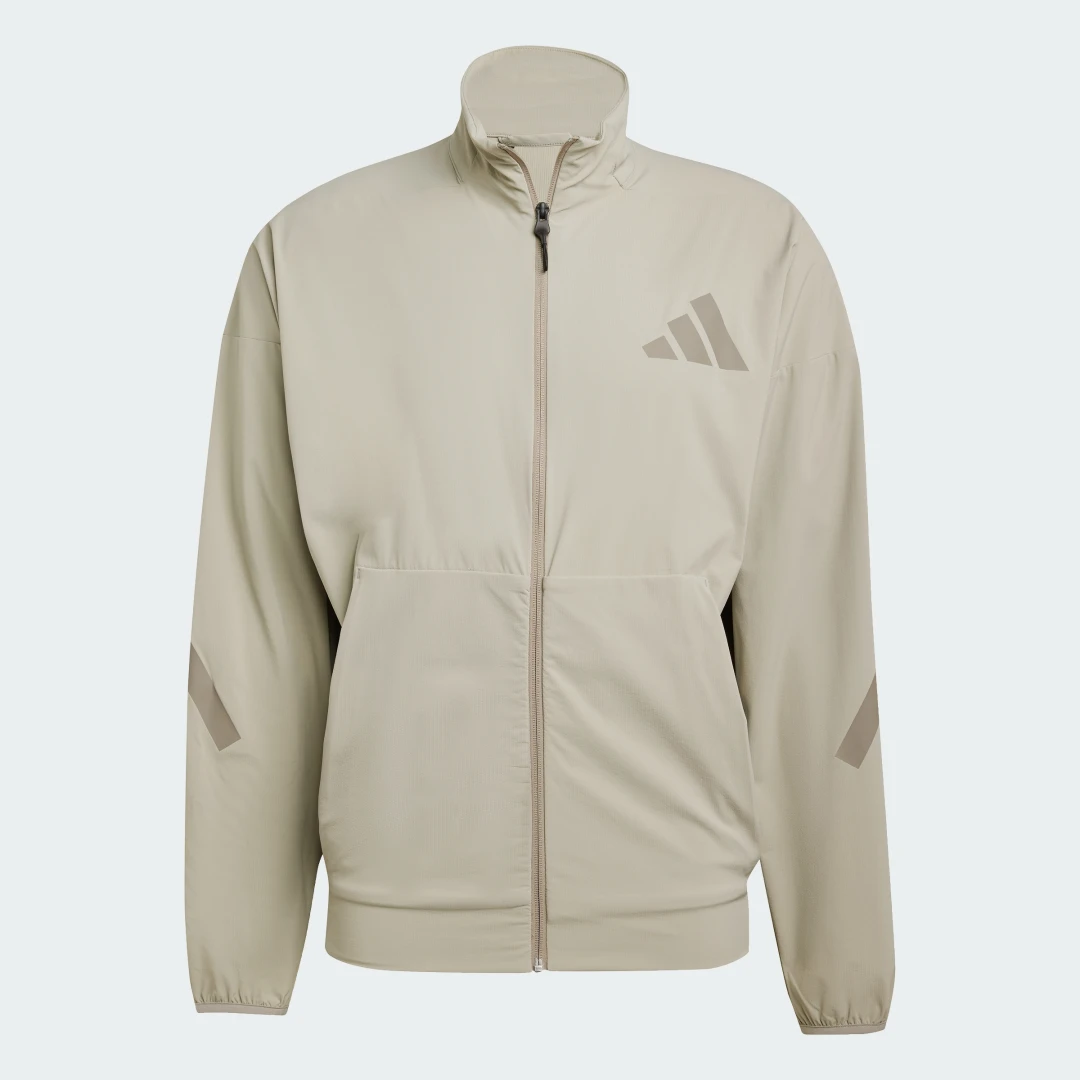Detalle de Chaqueta adidas Z.N.E. Woven: estilo cómodo y práctico para el día a día