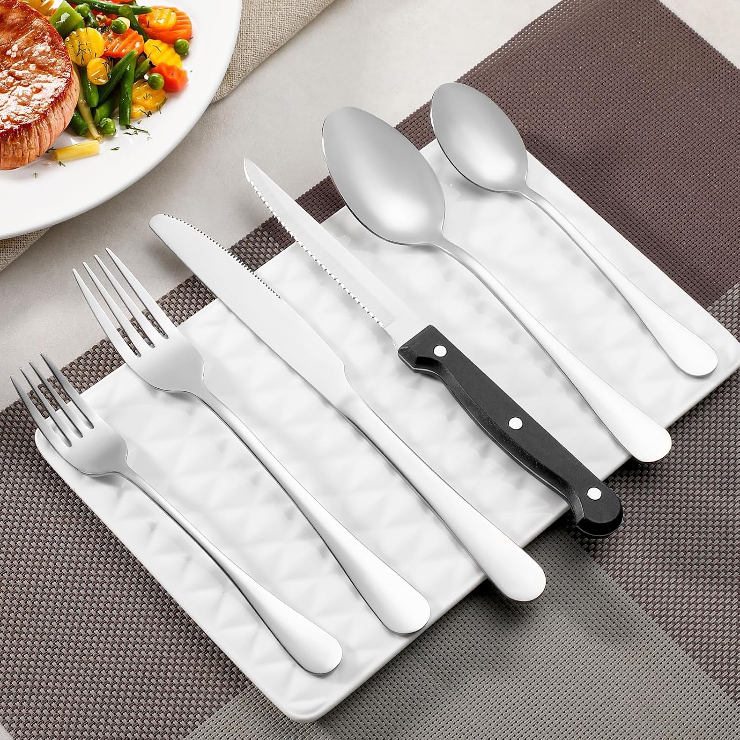 Detalle 2 de Steak Knives, 16-Piece Set