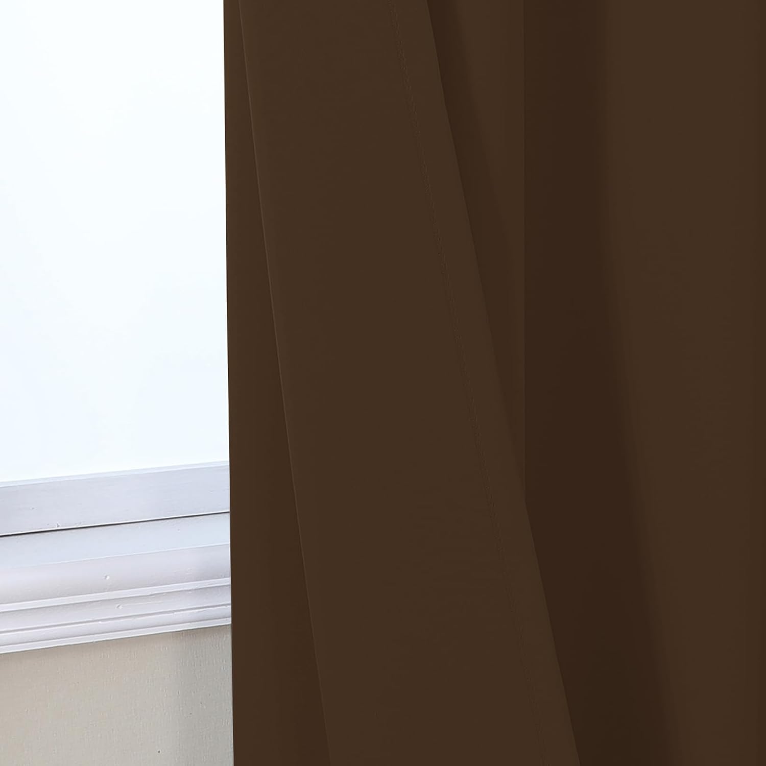 Detalle de VEHEDE Blackout Curtains Eyelet Thermal Insulated, 54 Inch Drop (2 Panels) – Brown