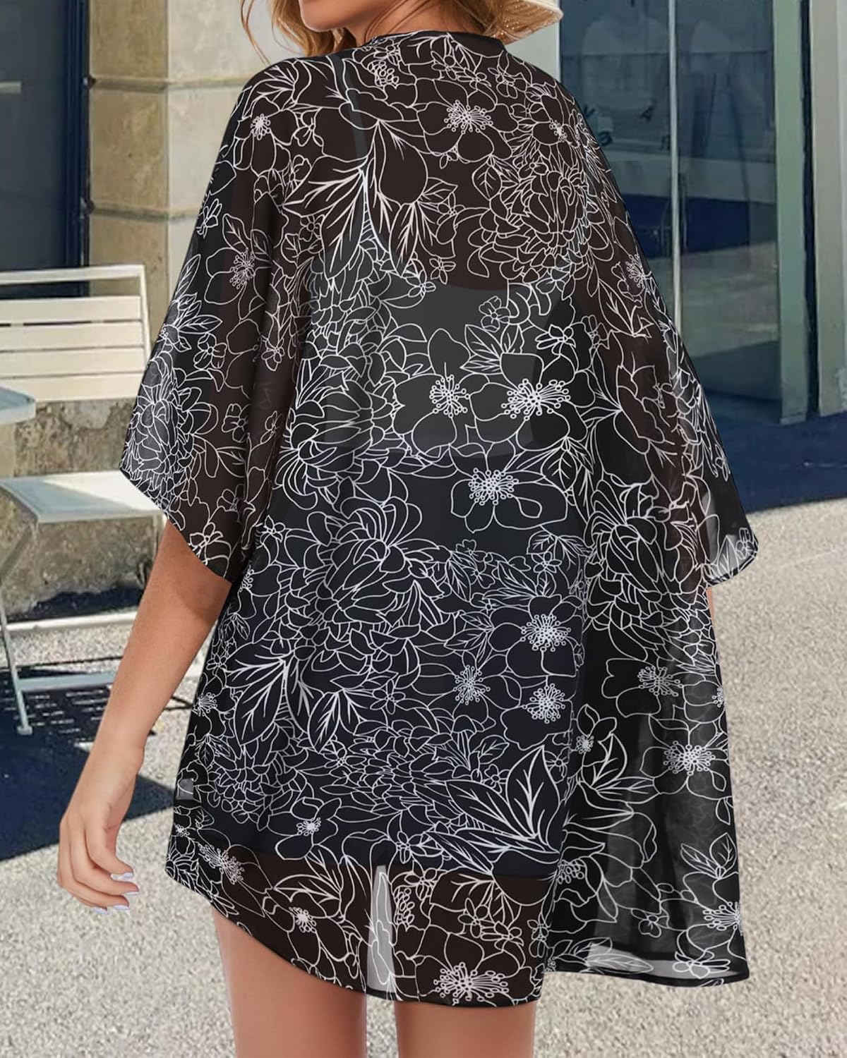 Detalle 2 de CHICGAL kimono cardigan Floral cover-up