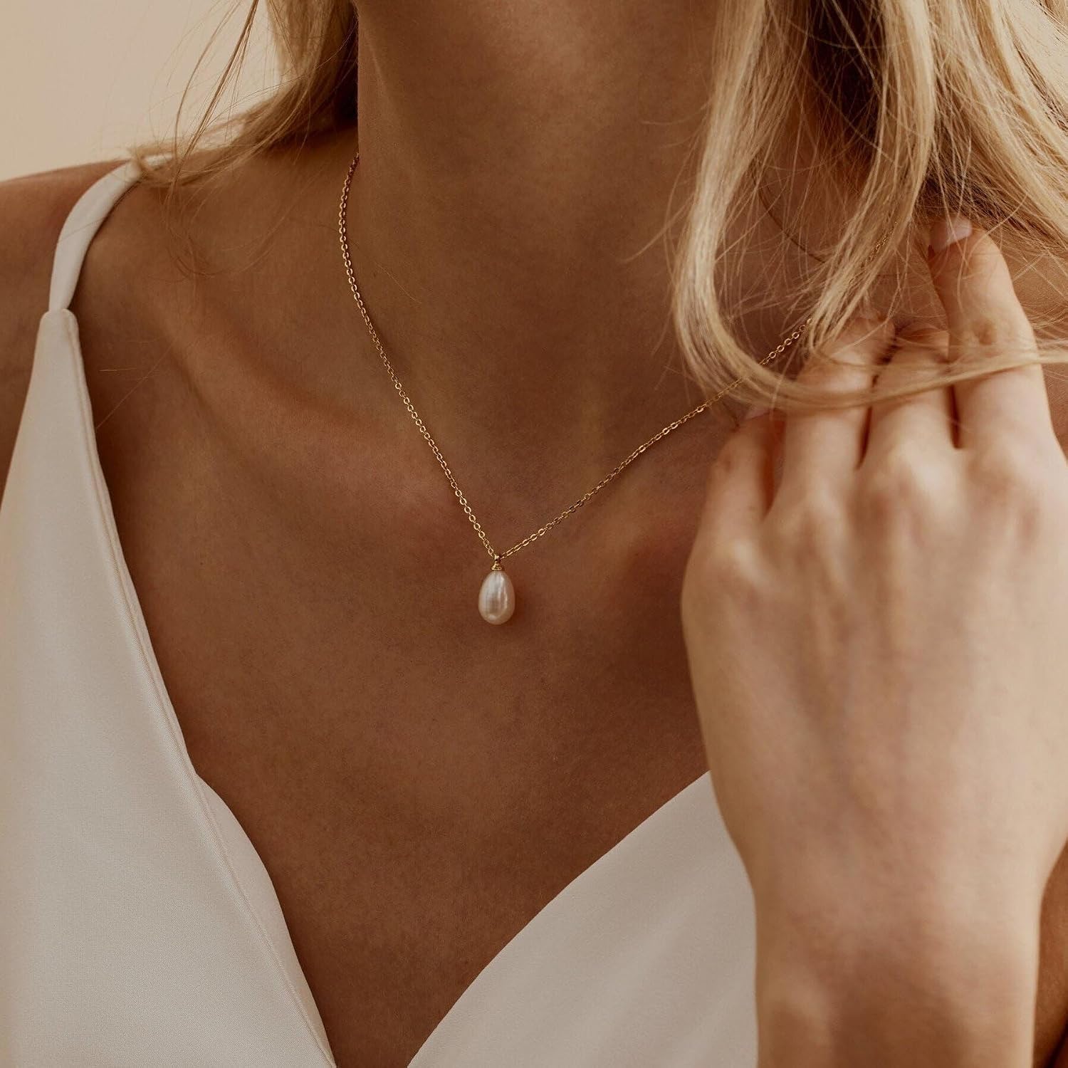 Detalle de Gold Pearl Necklace, 14K Gold-Plated