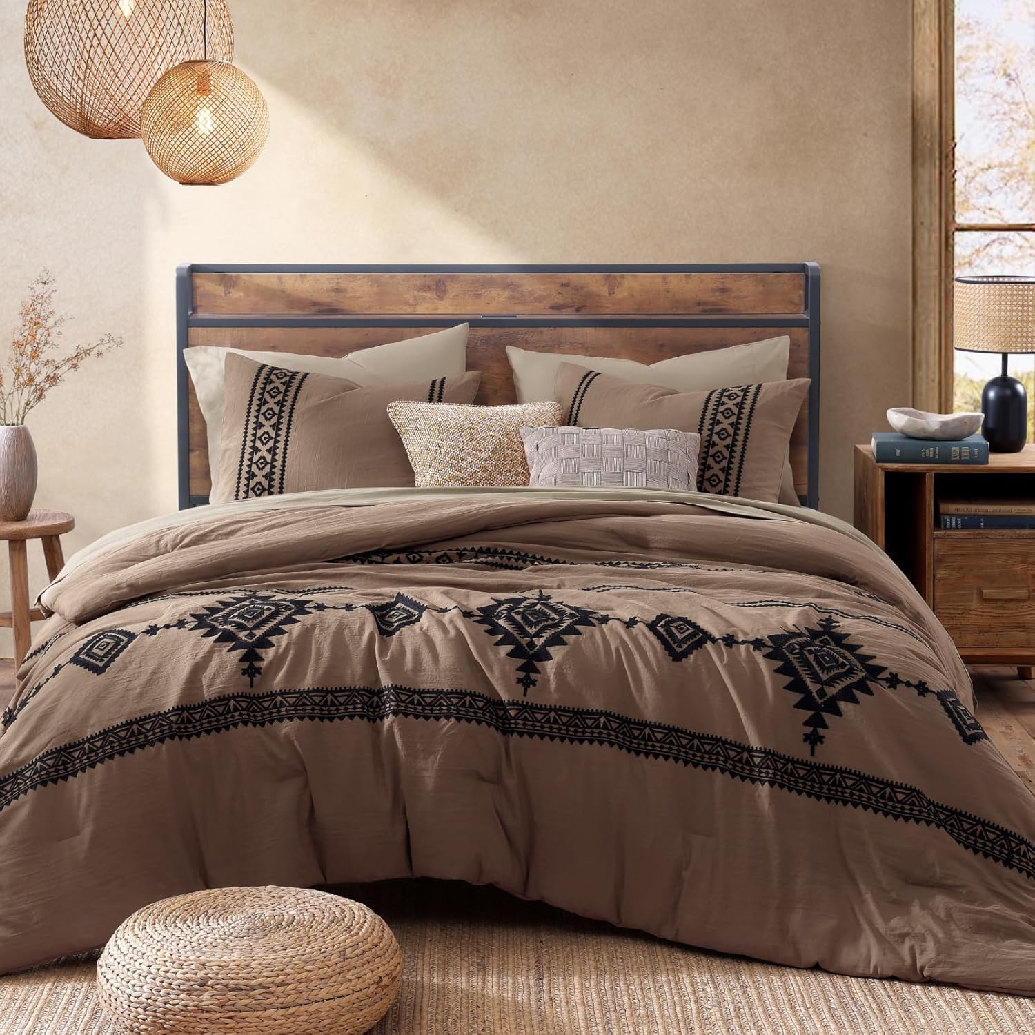 Thumbnail 1 de MaiRêve Embroidery Comforter Set - King, 7-Piece Boho Farmhouse Western Bedding