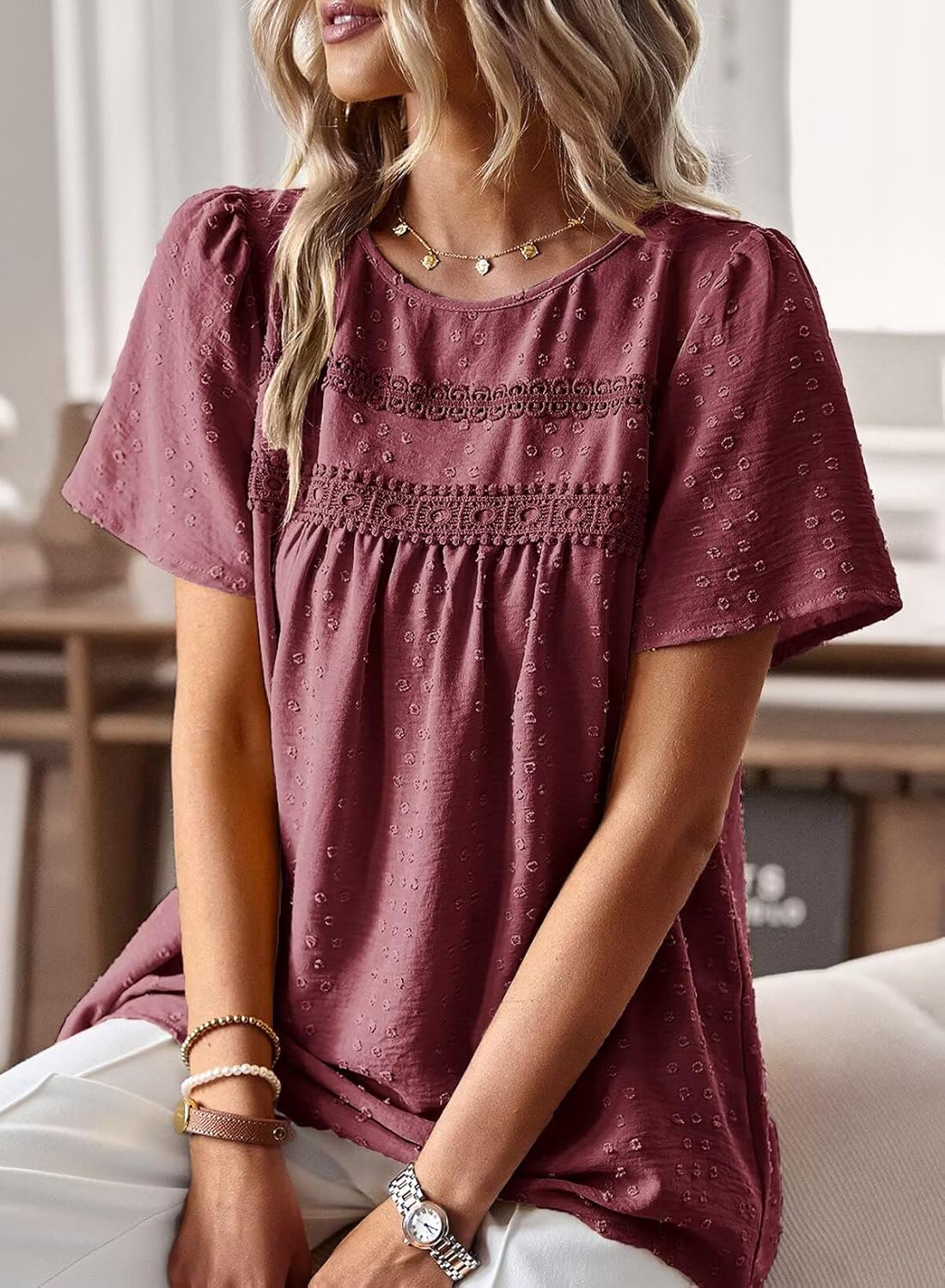 Detalle de TUUHAW Top Damen Sommer Boho Bluse Kurzarm mit Häkelspitze – Rundhals, Fließend, Lässig