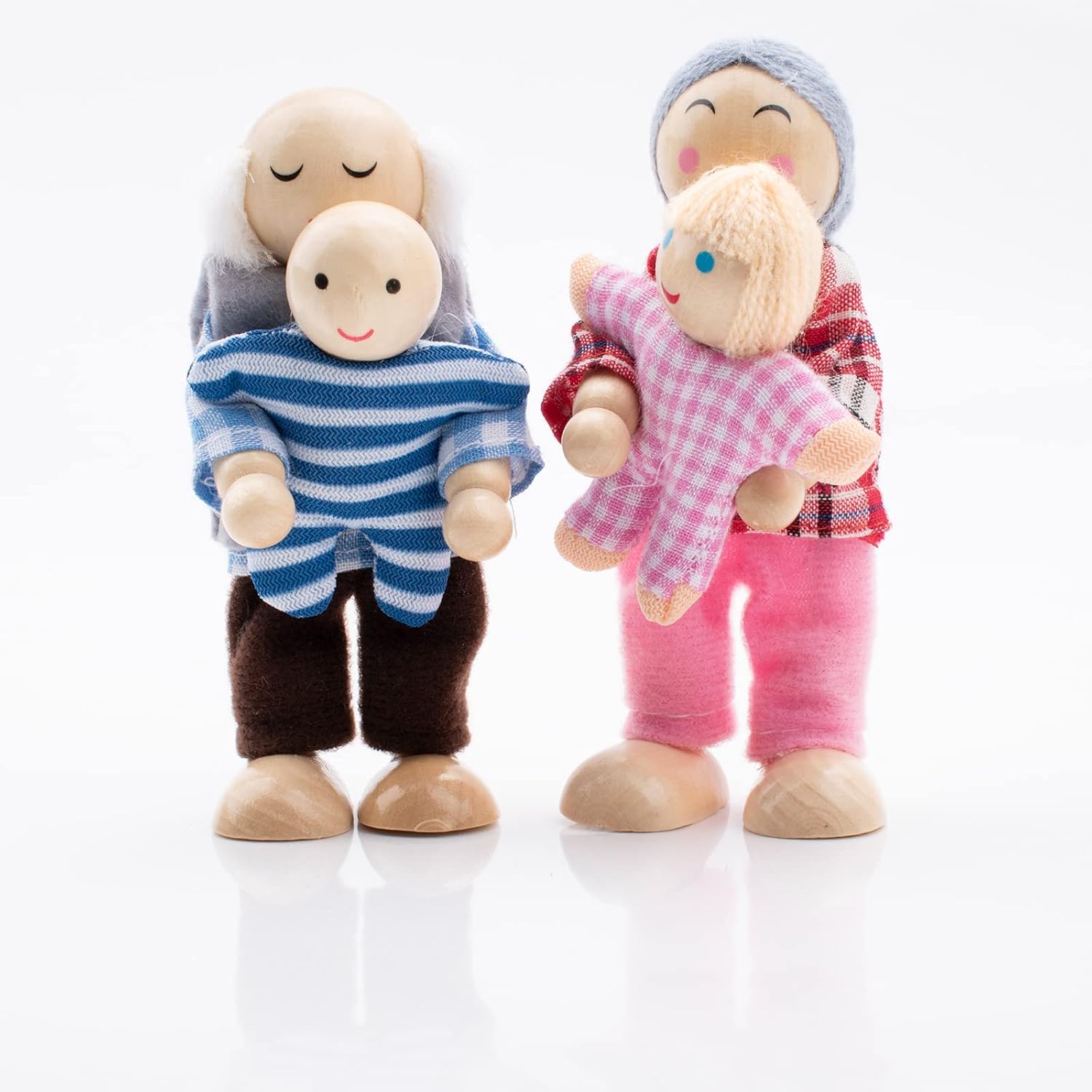 Detalle de Wooden Dollhouse People Family Set with Cat and Dog – posable family figures for pretend dollhouse scenes