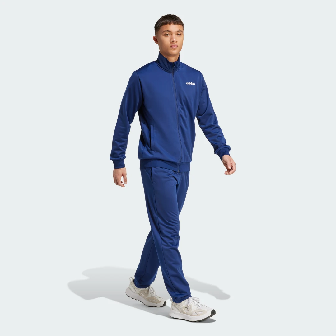 Detalle de Chándal Adidas Linear (azul) – comodidad y estilo para el día a día