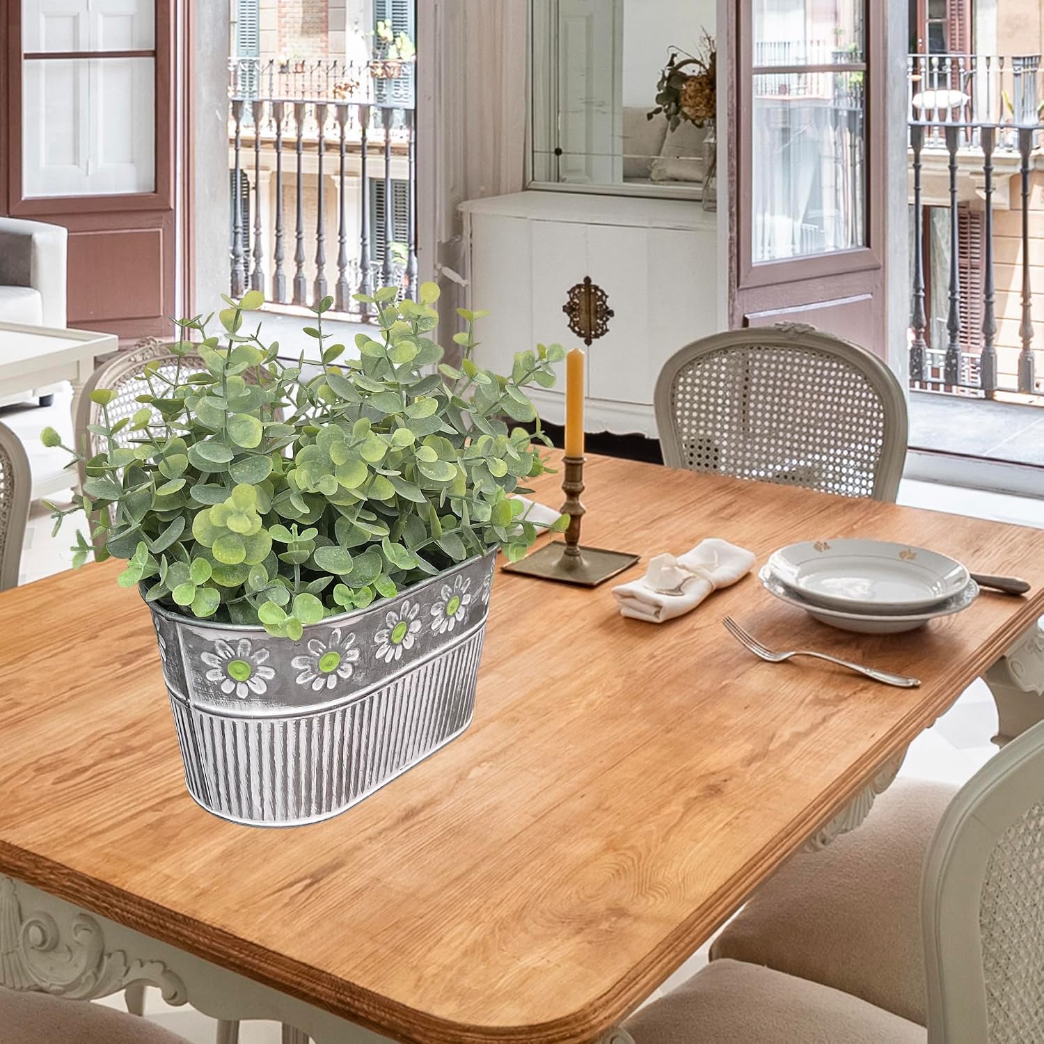 Detalle de Artificial Eucalyptus Plant in Rectangular Metal Pot with Green Flower Decoration – Farmhouse Desk Centrepiece