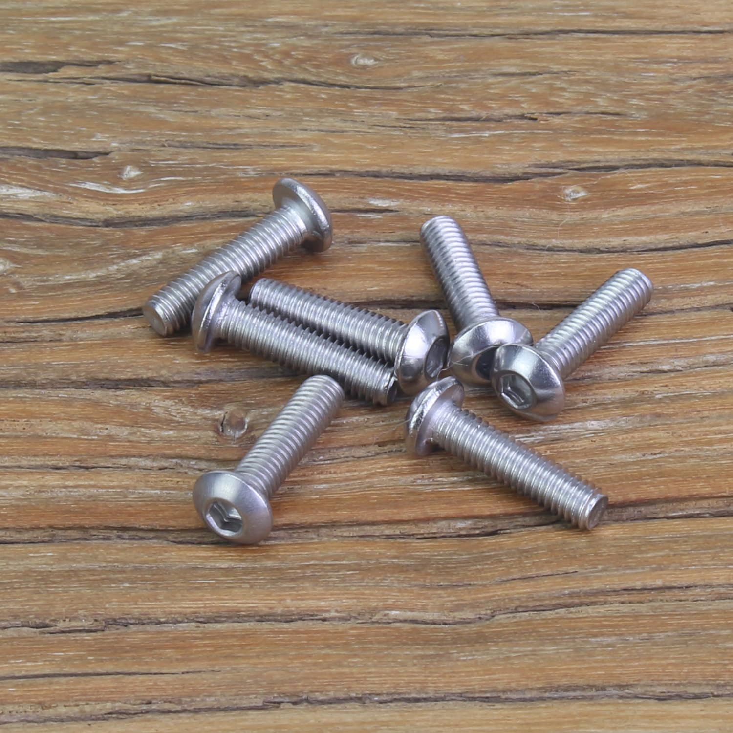Detalle de Sutemribor Button Head Socket Cap Screws M3 x 12mm