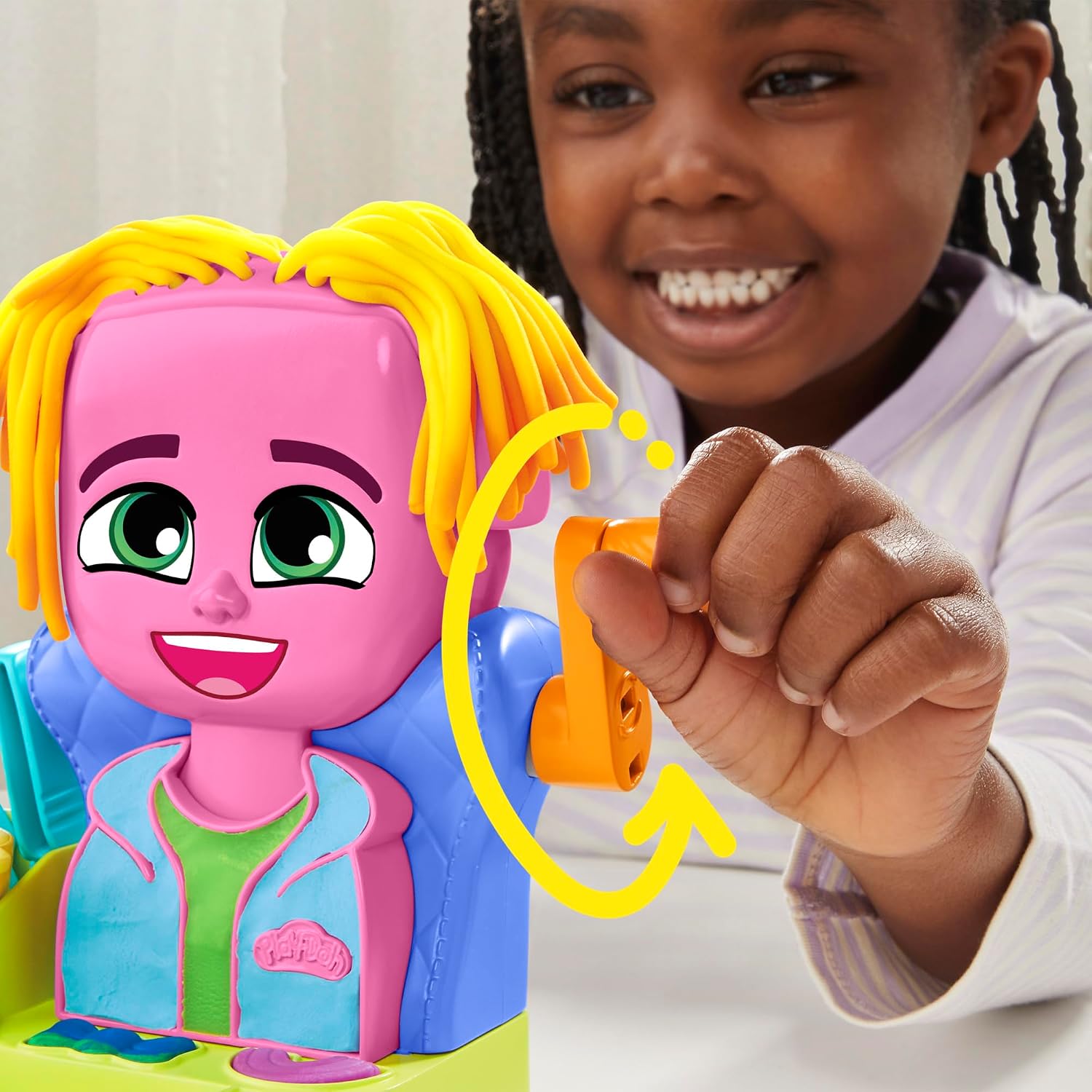 Detalle de Play-Doh Hair Stylin' Salon Playset with 6 Cans (Ages 3 and Up)