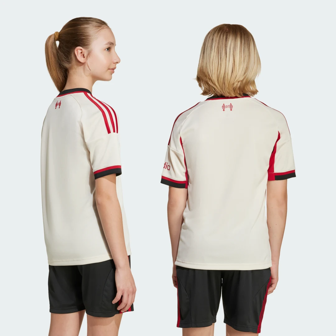 Detalle de Adidas camiseta segunda Liverpool FC 25/26