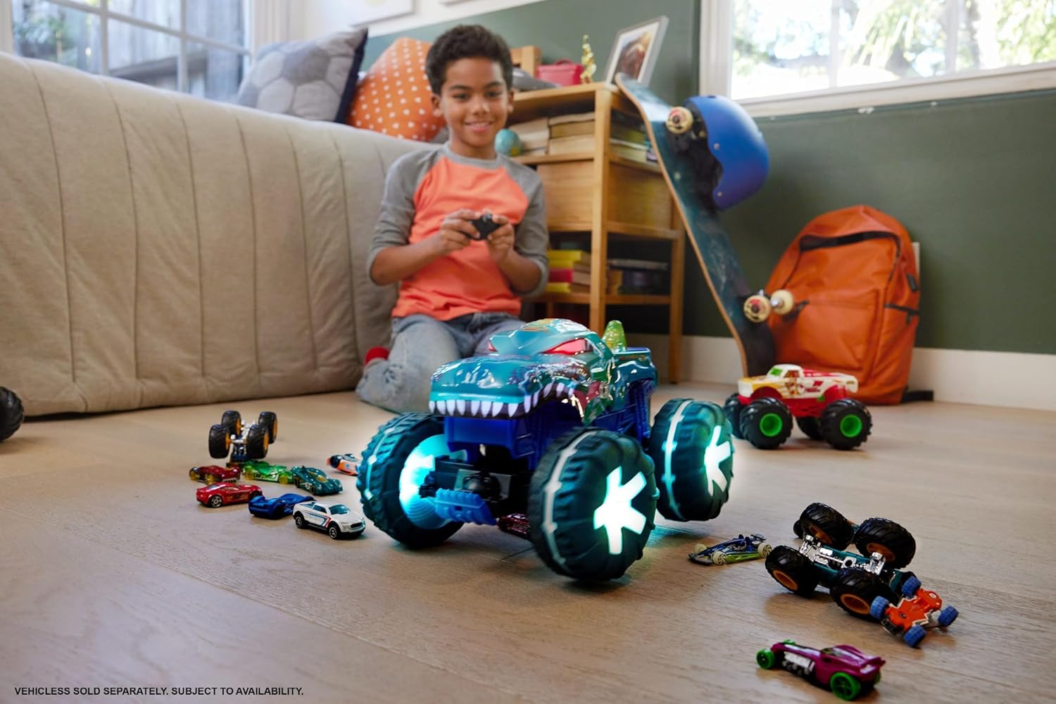 Detalle 2 de Hot Wheels Mega-Wrex 1:15 RC Truck