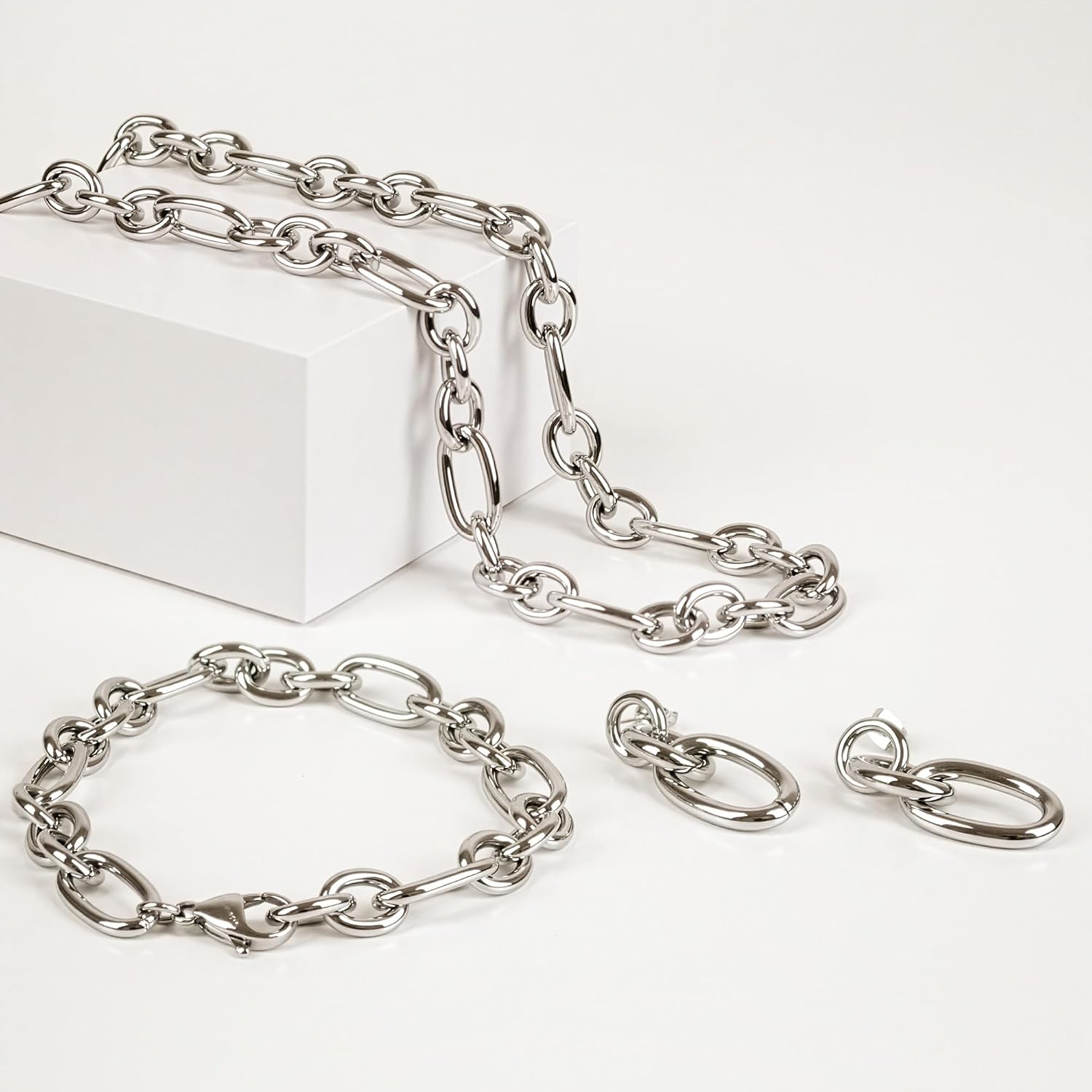 Detalle 2 de Tamaris Edelstahl-Chunky Ohrringe für Damen, 3,3 cm – wasserfest, eleganter Look