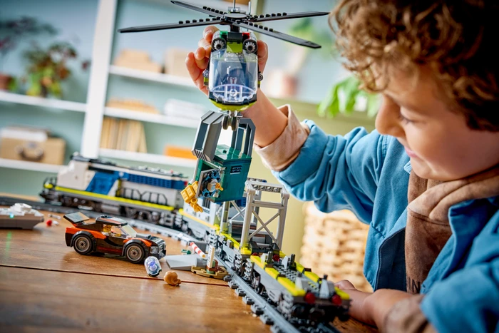 Thumbnail 11 de LEGO City Überfall auf den Polizeizug 60508 – Große Polizeiverfolgung mit Lokomotive