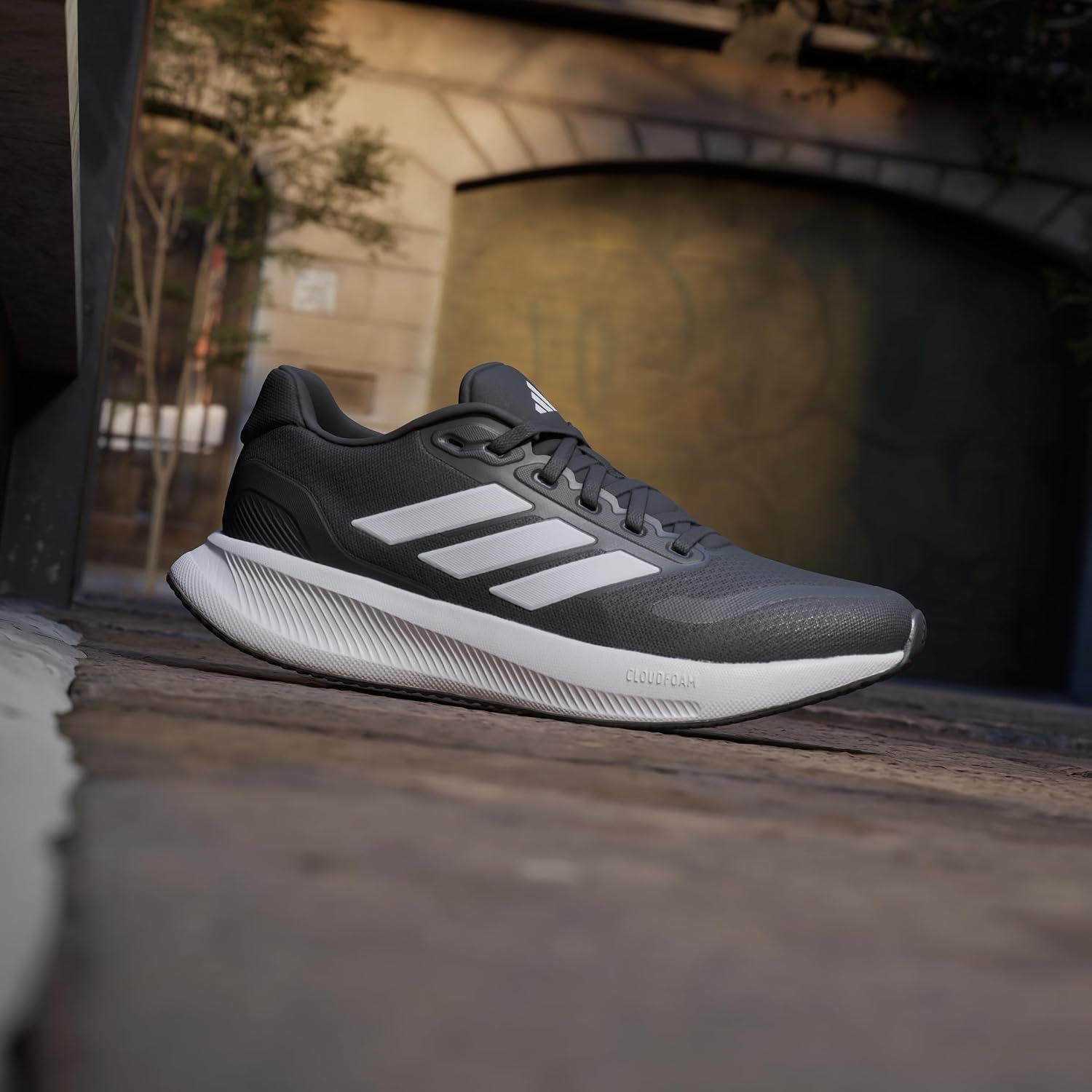 Detalle de adidas Runfalcon 5 Laufschuh für Damen – Mesh, OrthoLite-Einlegesohle & Cloudfoam