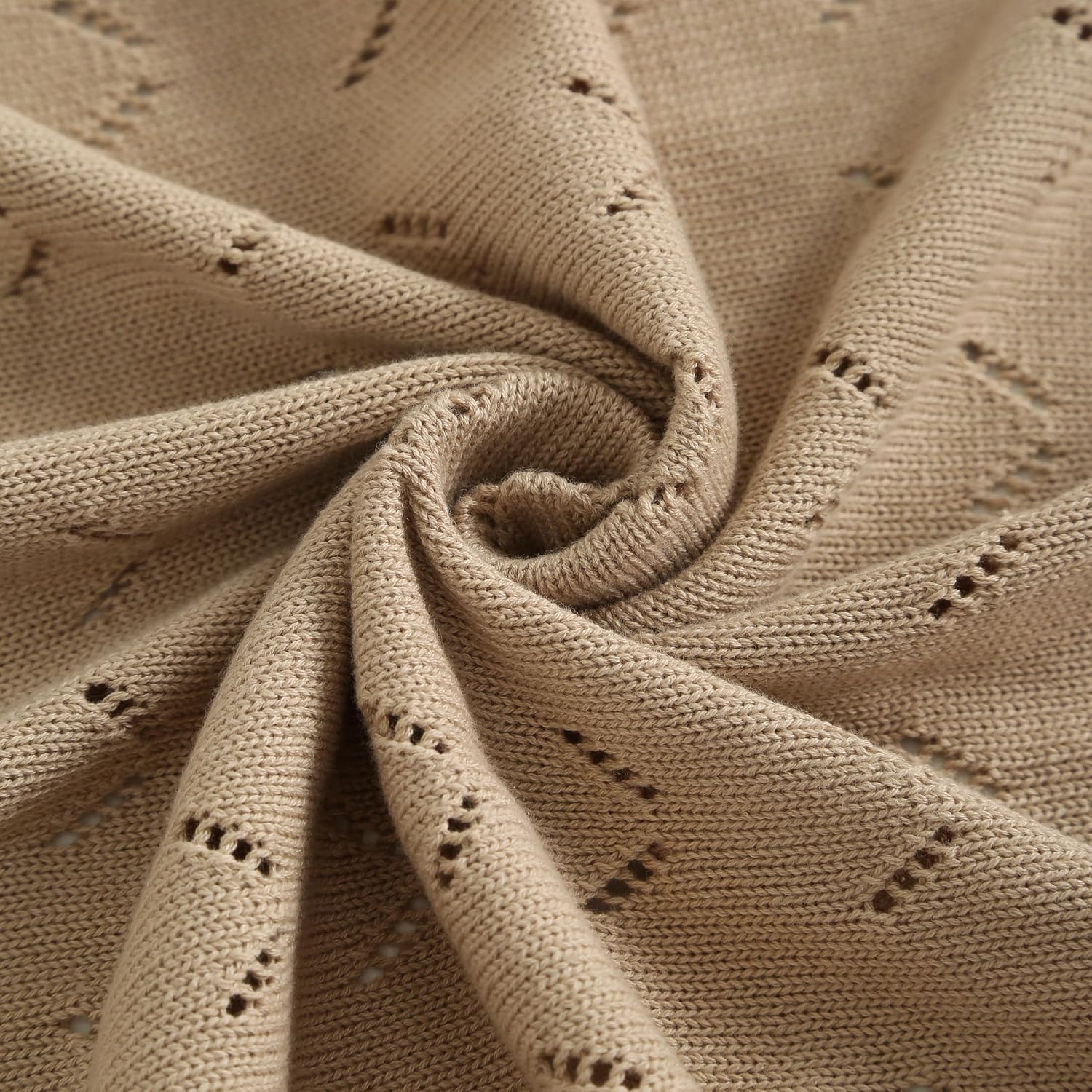 Detalle 1 de Loyfoky cellular cotton baby blanket (100x80cm) – breathable cot & pram swaddle in khaki